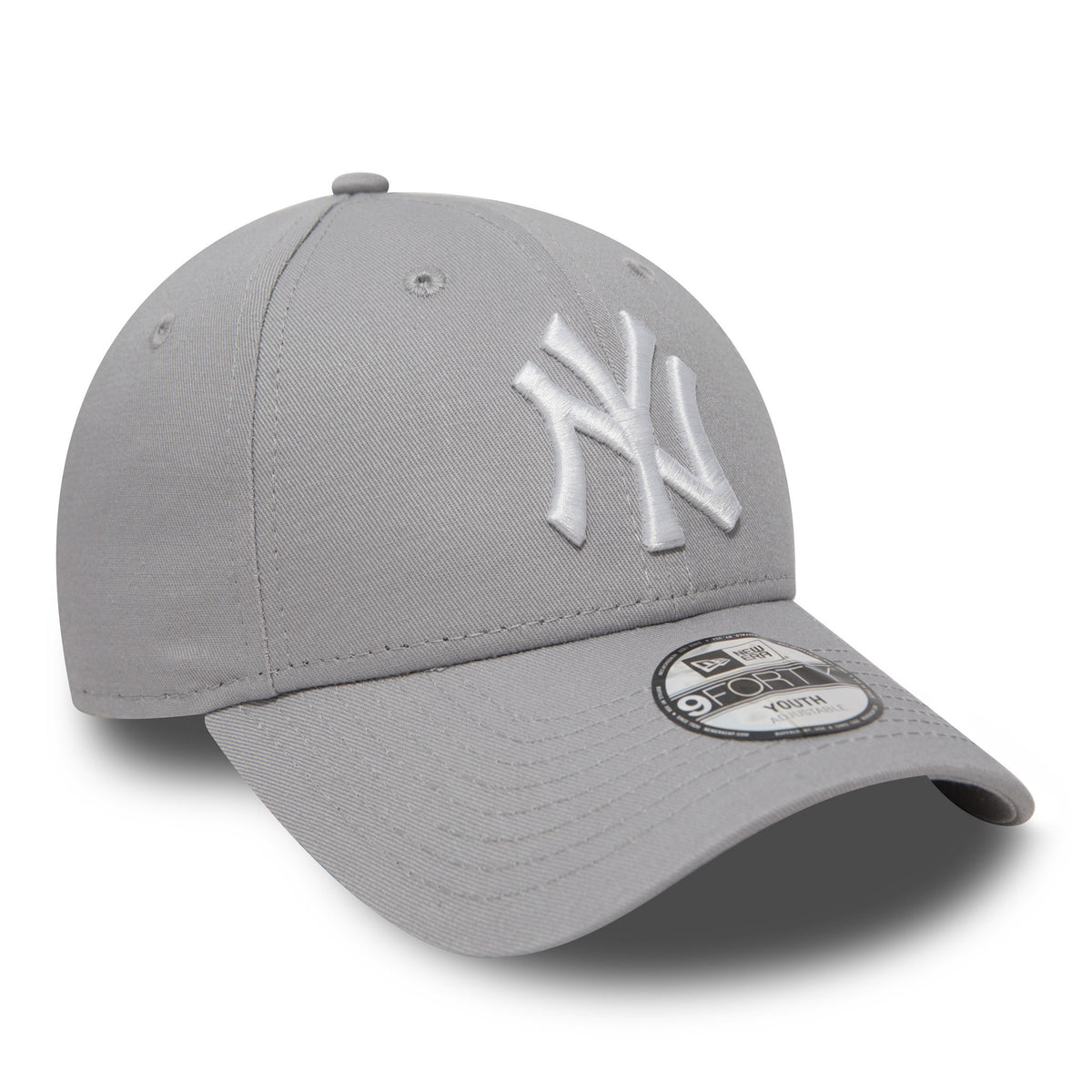 This is a Youth MLB Essential New York Yankees 9FORTY cap in grey. 4