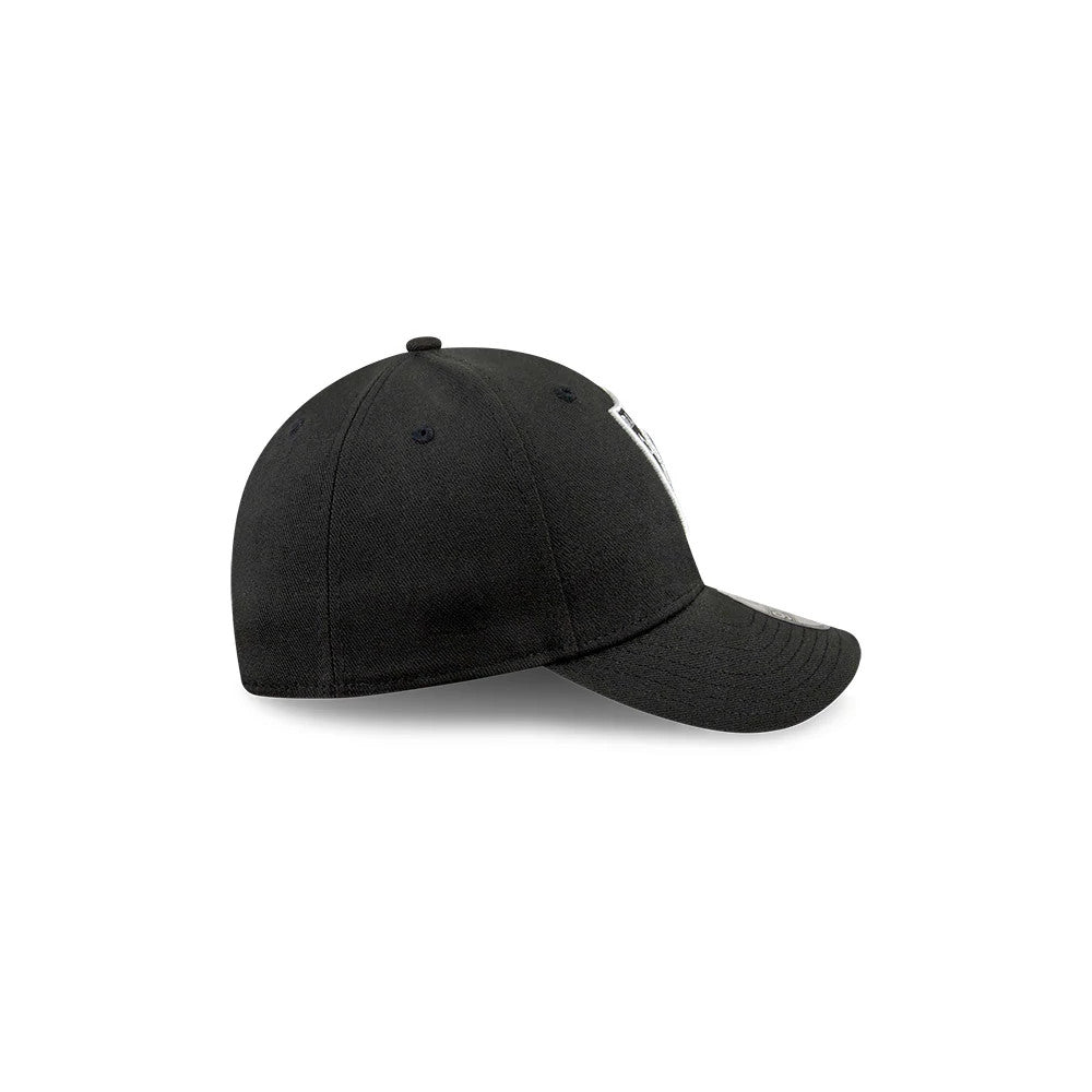 This is a Youth NFL The League Las Vegas Raiders 9FORTY Adjustable cap in black. 4