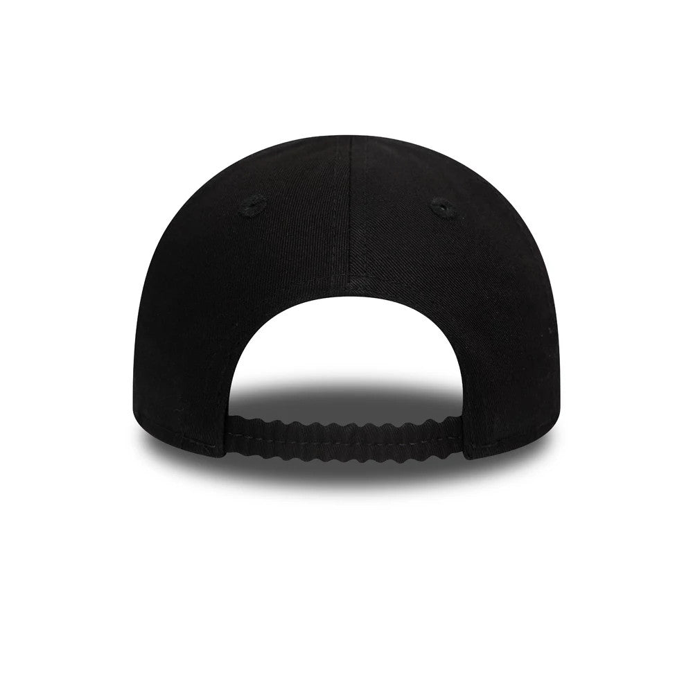 This is a New York Yankees Essential Infant Black 9FORTY Cap 3