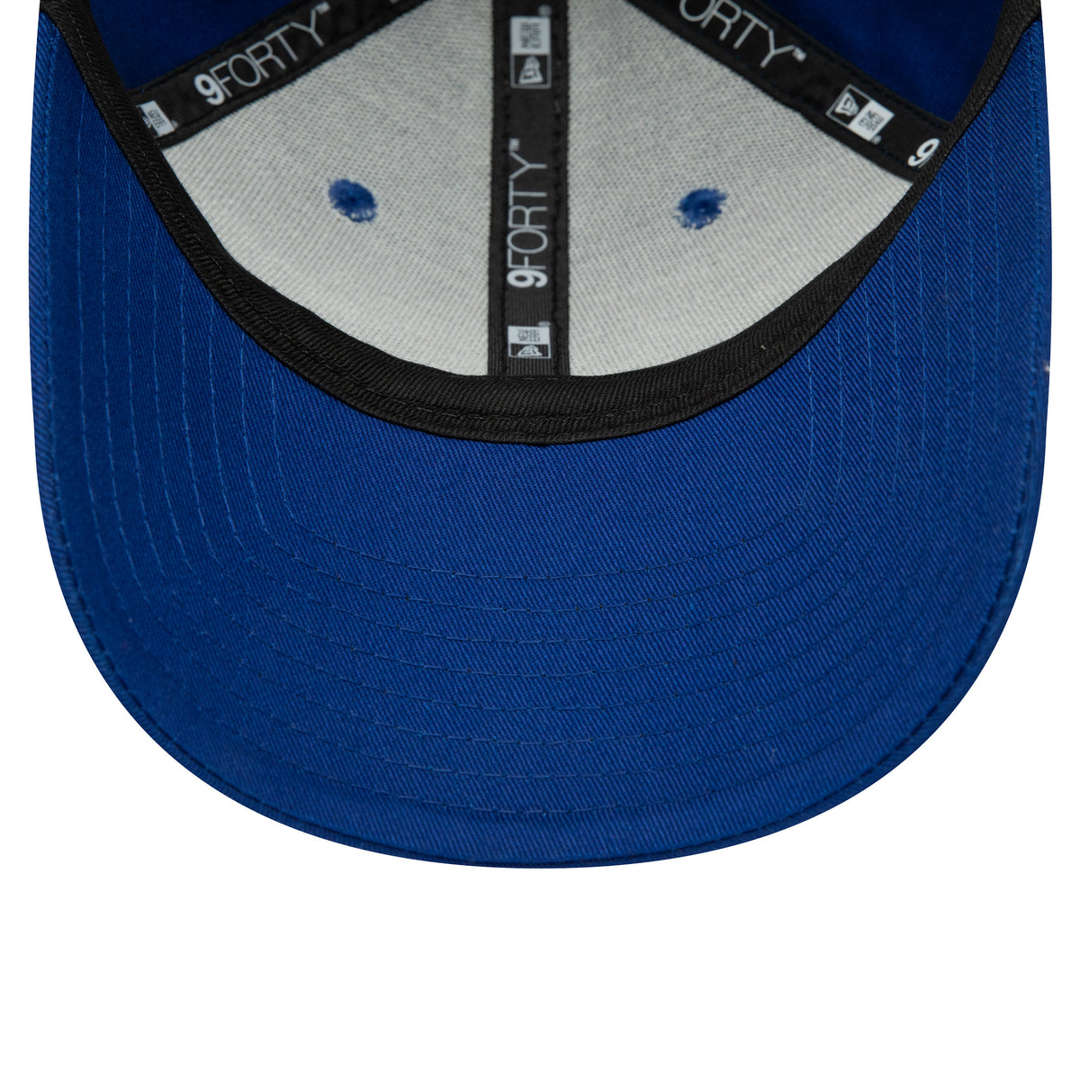 Chelsea FC Blue New Era 9FORTY Adjustable Cap, inside view with black taping inscribed with 9FORTY branding, a black sweatband, and a grey undervisor, featuring blue fabric at the top button and eyelets.