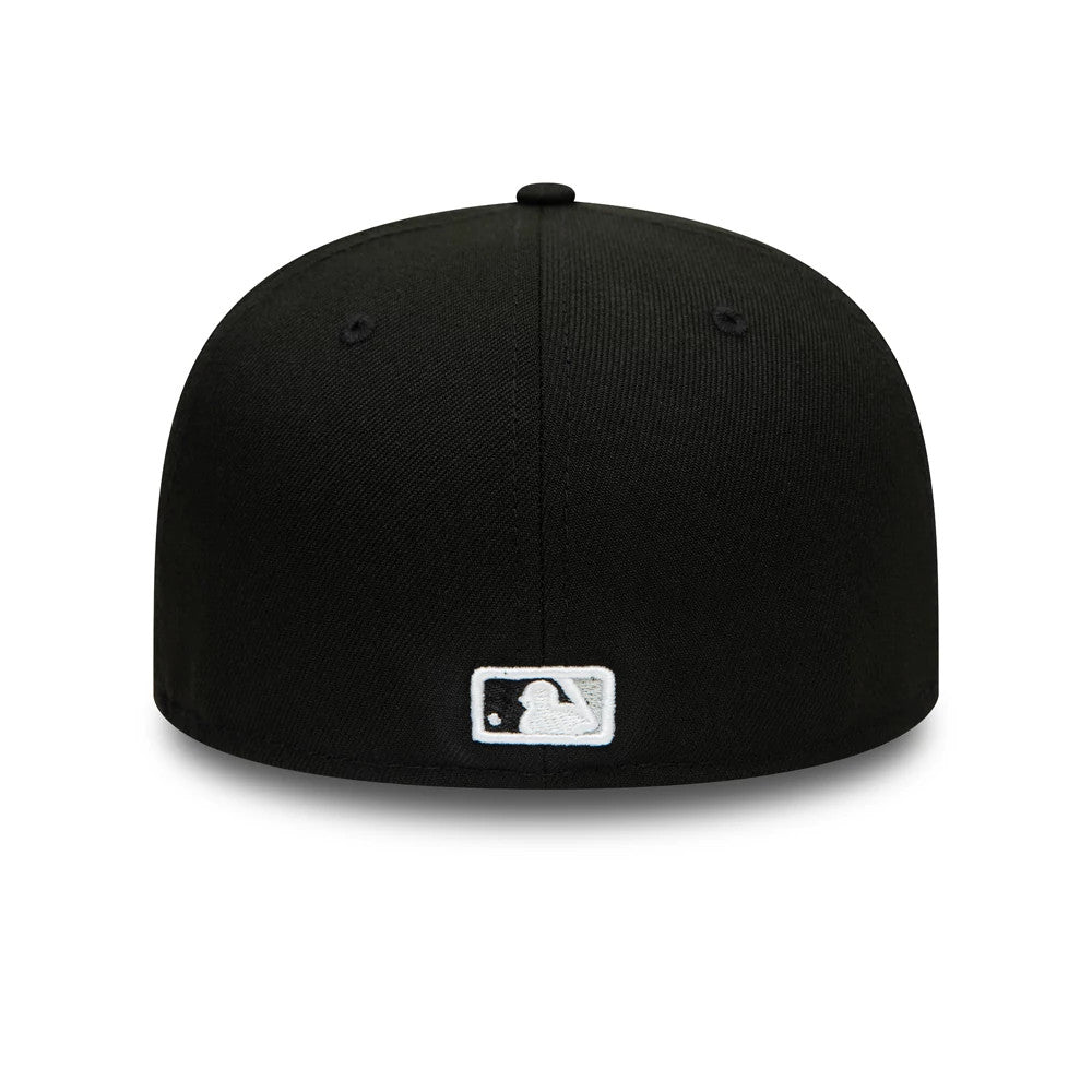 This is a Chicago White Sox Authentic On Field Game Black 59FIFTY Cap 2