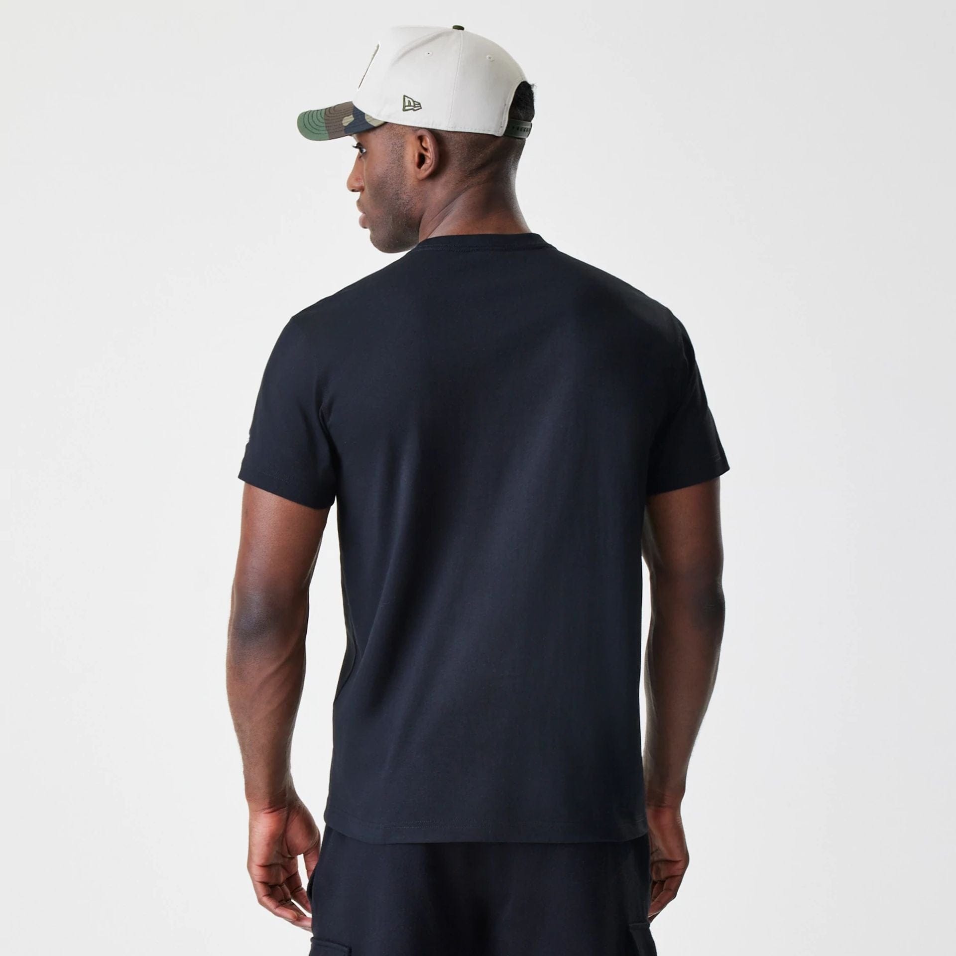 The Male model is wearing New Era Valentine's Day Black T-Shirt 2