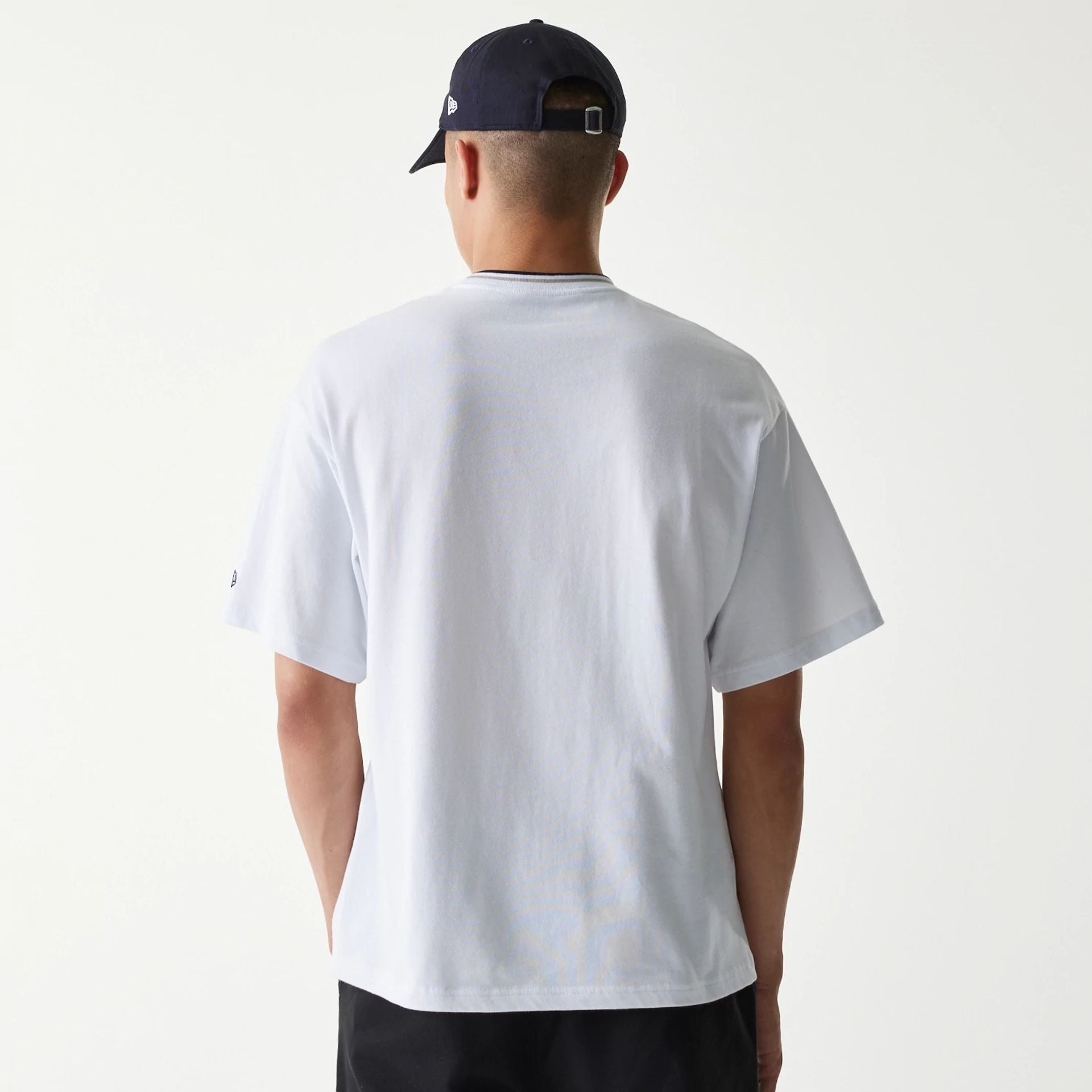The Male model is wearing New York Yankees MLB Mini Embroidery White T-Shirt 2