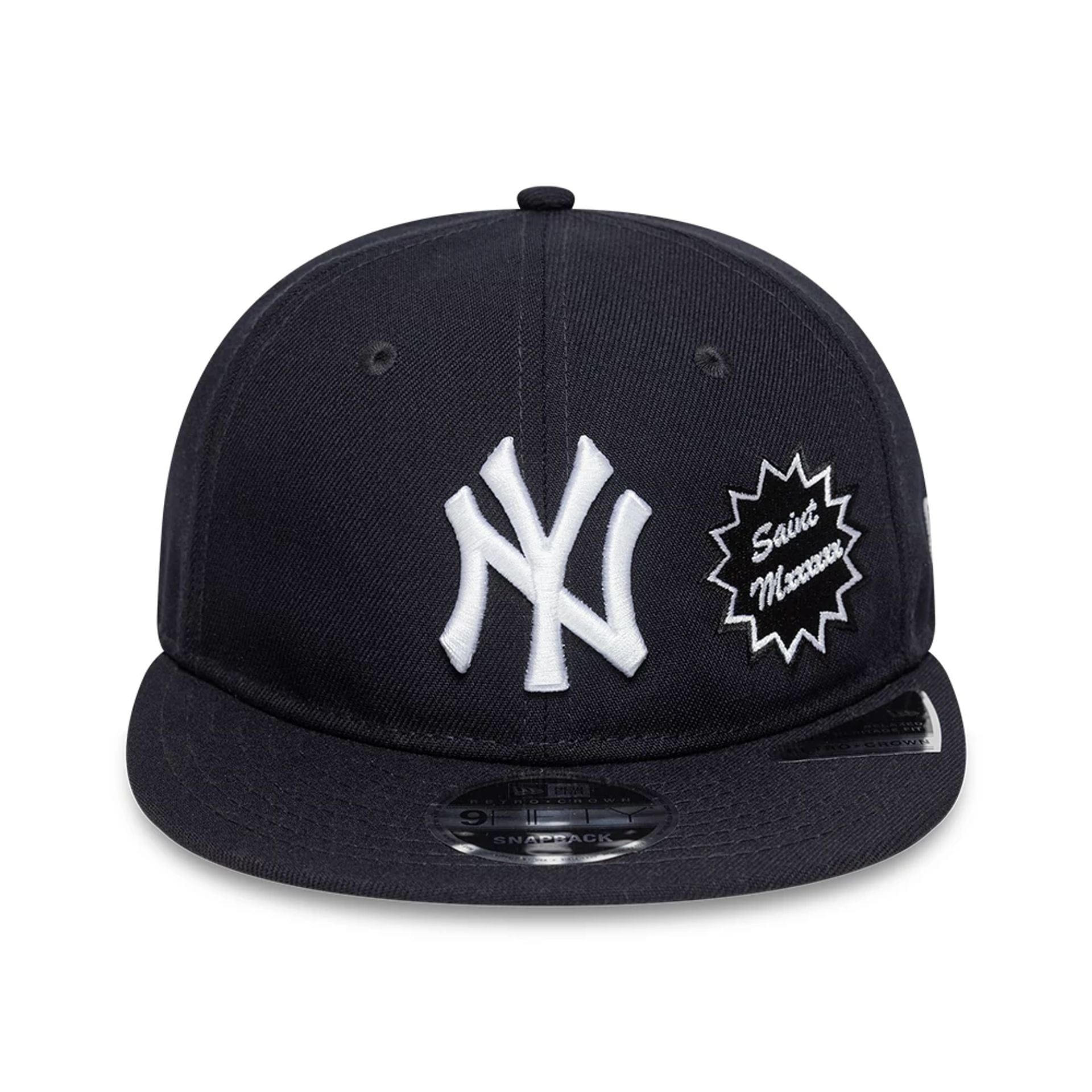 This is a New York Yankees MLB X Saint Mxxxxxx Navy Retro Crown 9FIFTY Snapback Adjustable Cap 2