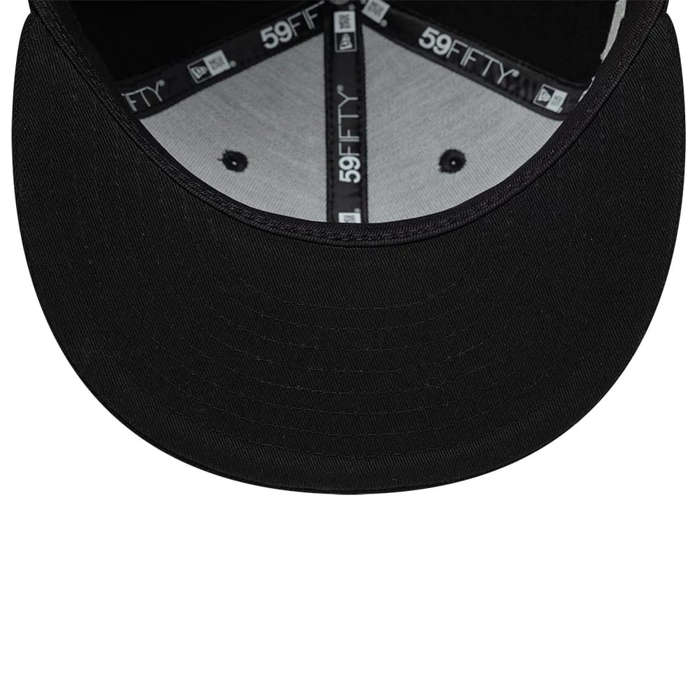 Pictured is this New Era Side Hit 59FIFTY Fitted cap in black. 7