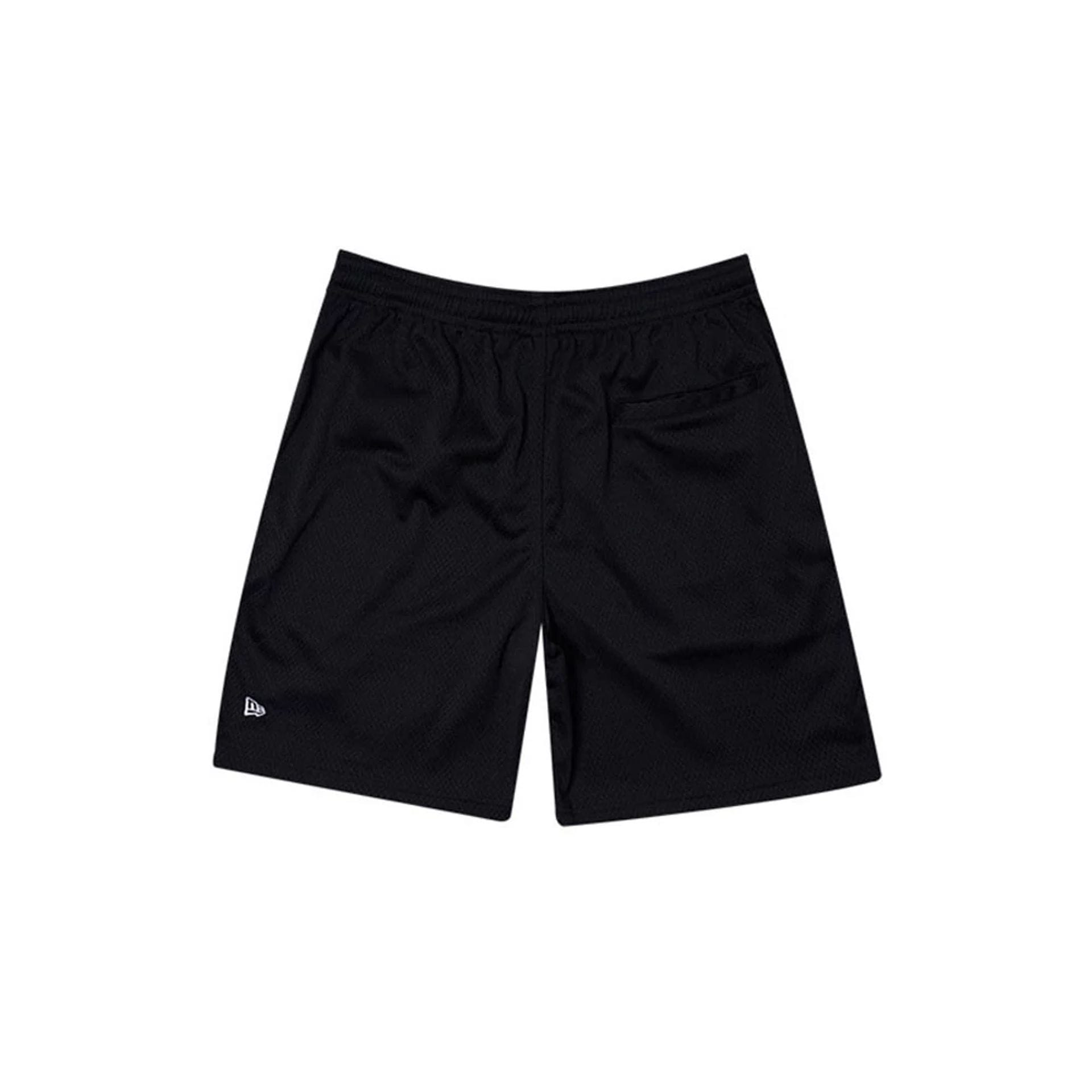 The model is wearing these NBA Mesh Chicago Bulls Oversized Shorts in black. 2
