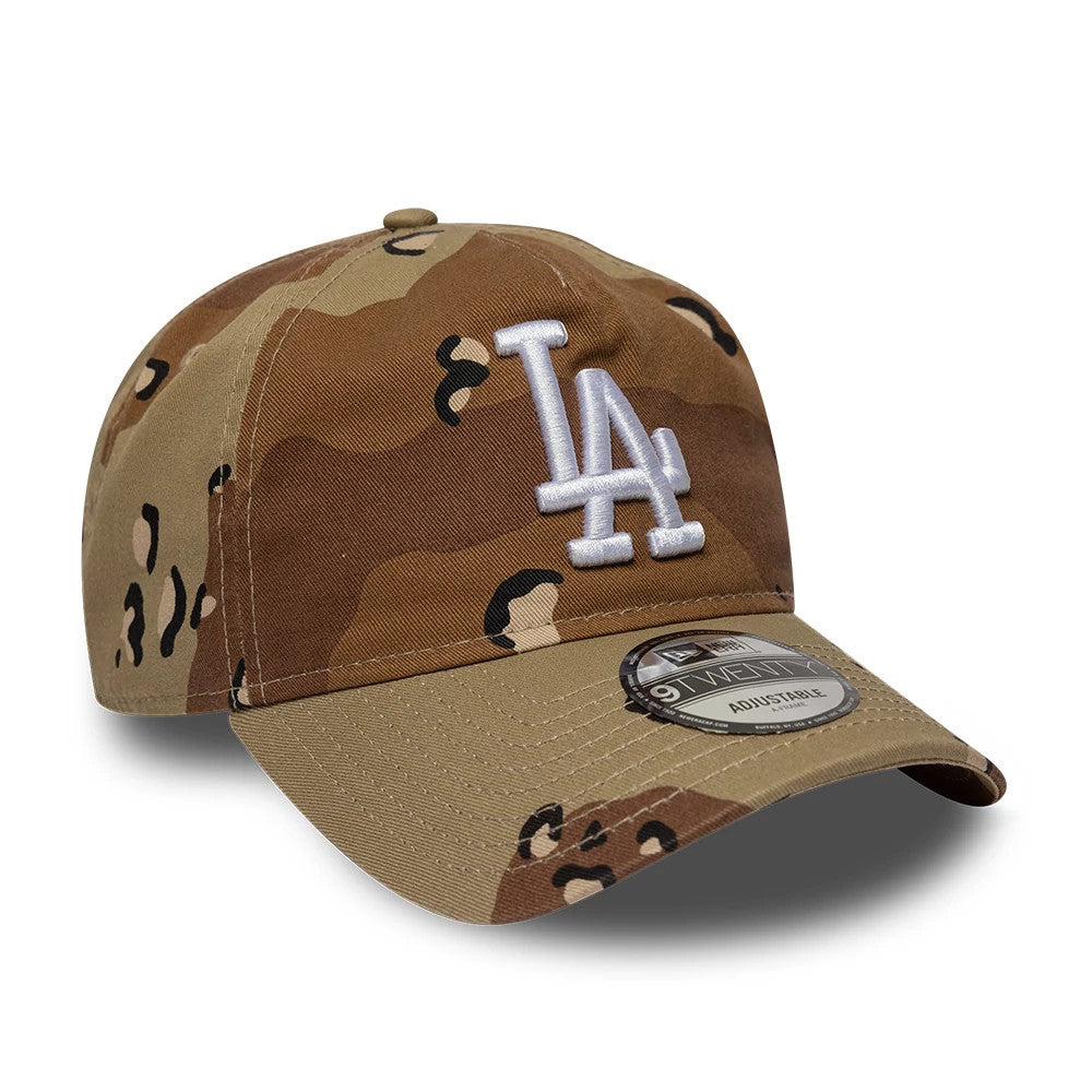 LA Dodgers MLB Camo Reserve Desert Camo New Era 9TWENTY A-Frame Adjustable Cap, front view showing raised white LA logo on camo crown with brown hues, curved visor with a 9TWENTY size sticker centred on top.