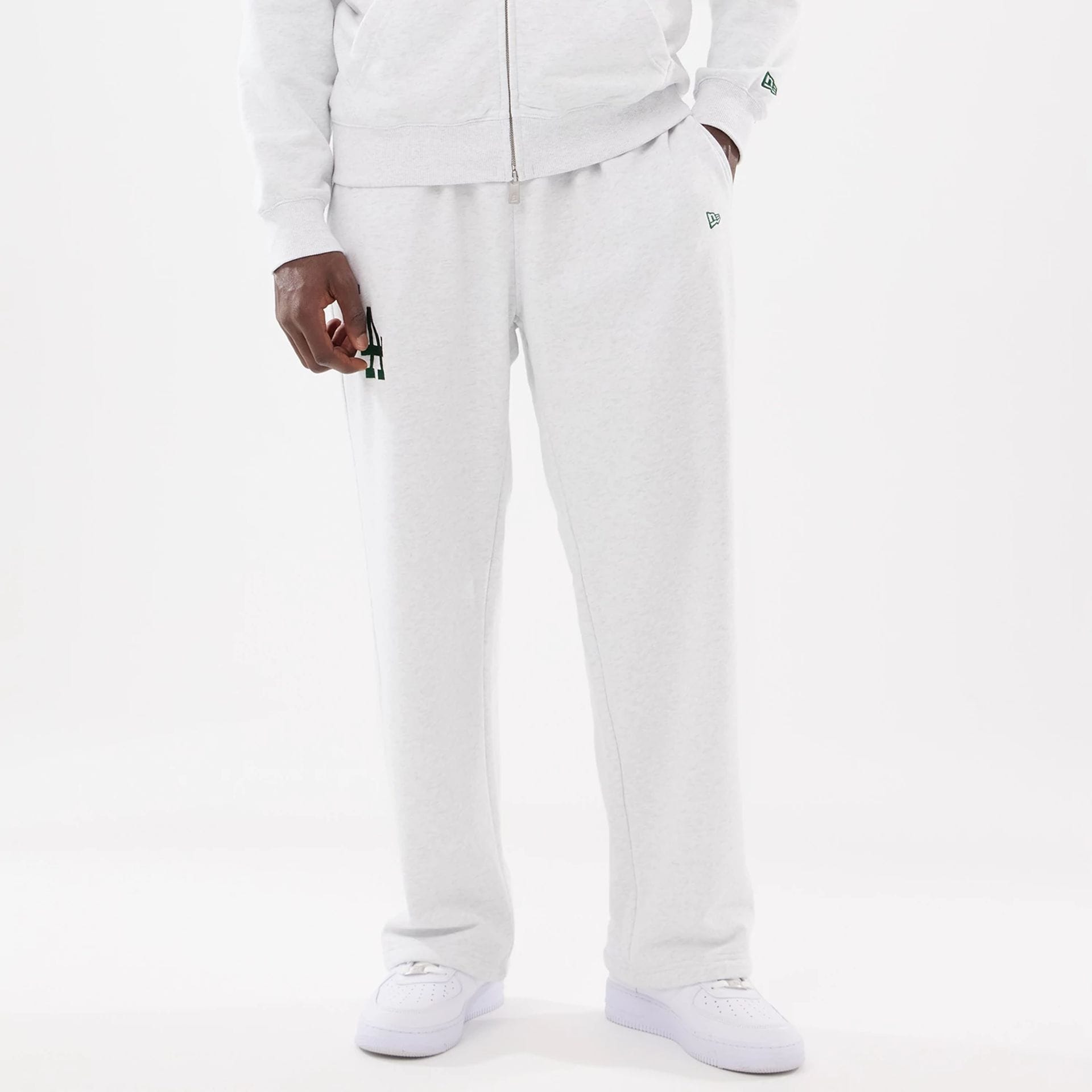 The model is wearing this MLB Comfort LA Dodgers Joggers in grey. 1