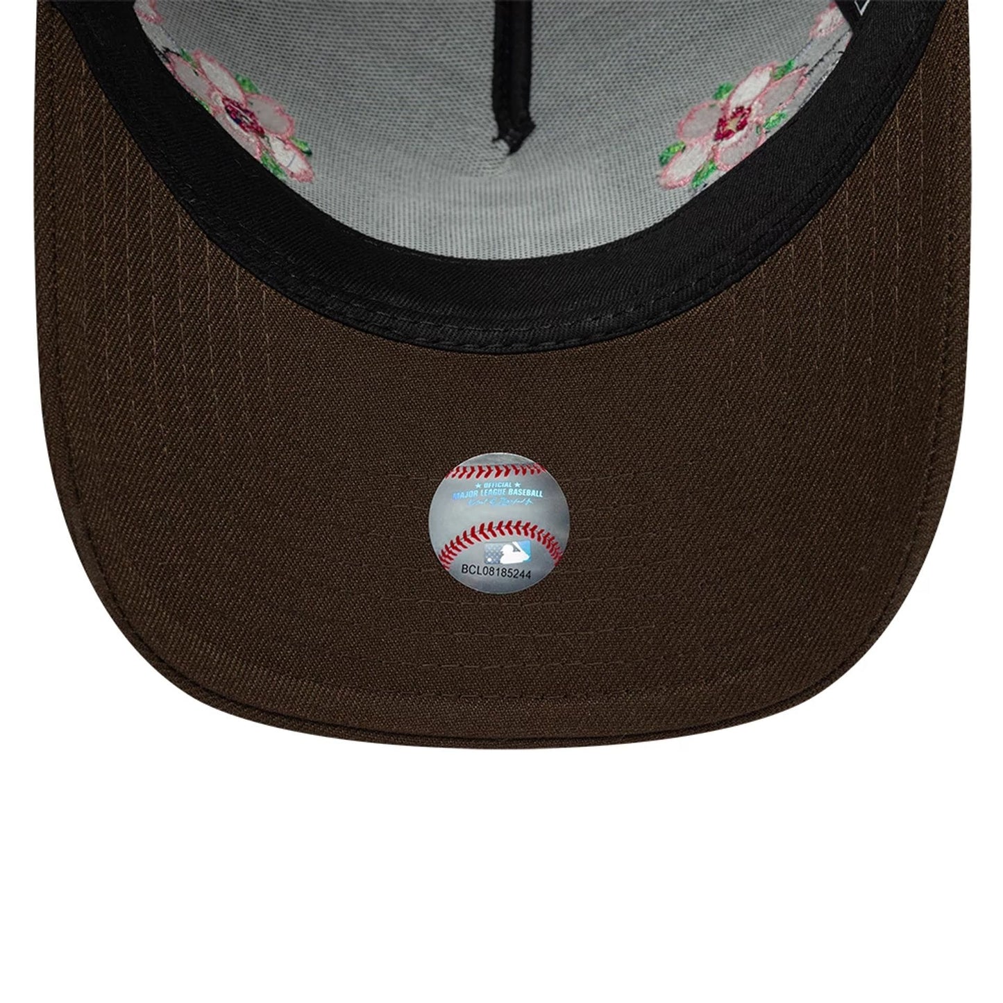 Pictured is this MLB Sakura San Diego Padres 9FORTY A-Frame cap in dark brown. 7