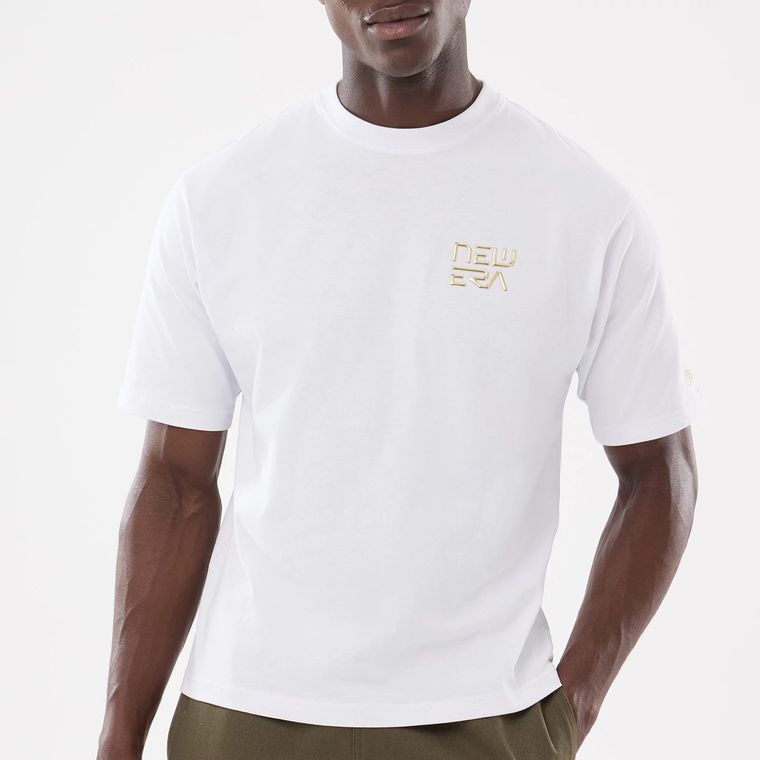 The model is wearing this Hajime Sorayama X MLB LA Dodgers T-Shirt in white. 4