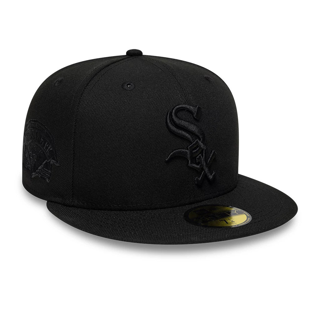 Pictured is this MLB Black On Black Chicago White Sox 59FIFTY Fitted cap in black. 3