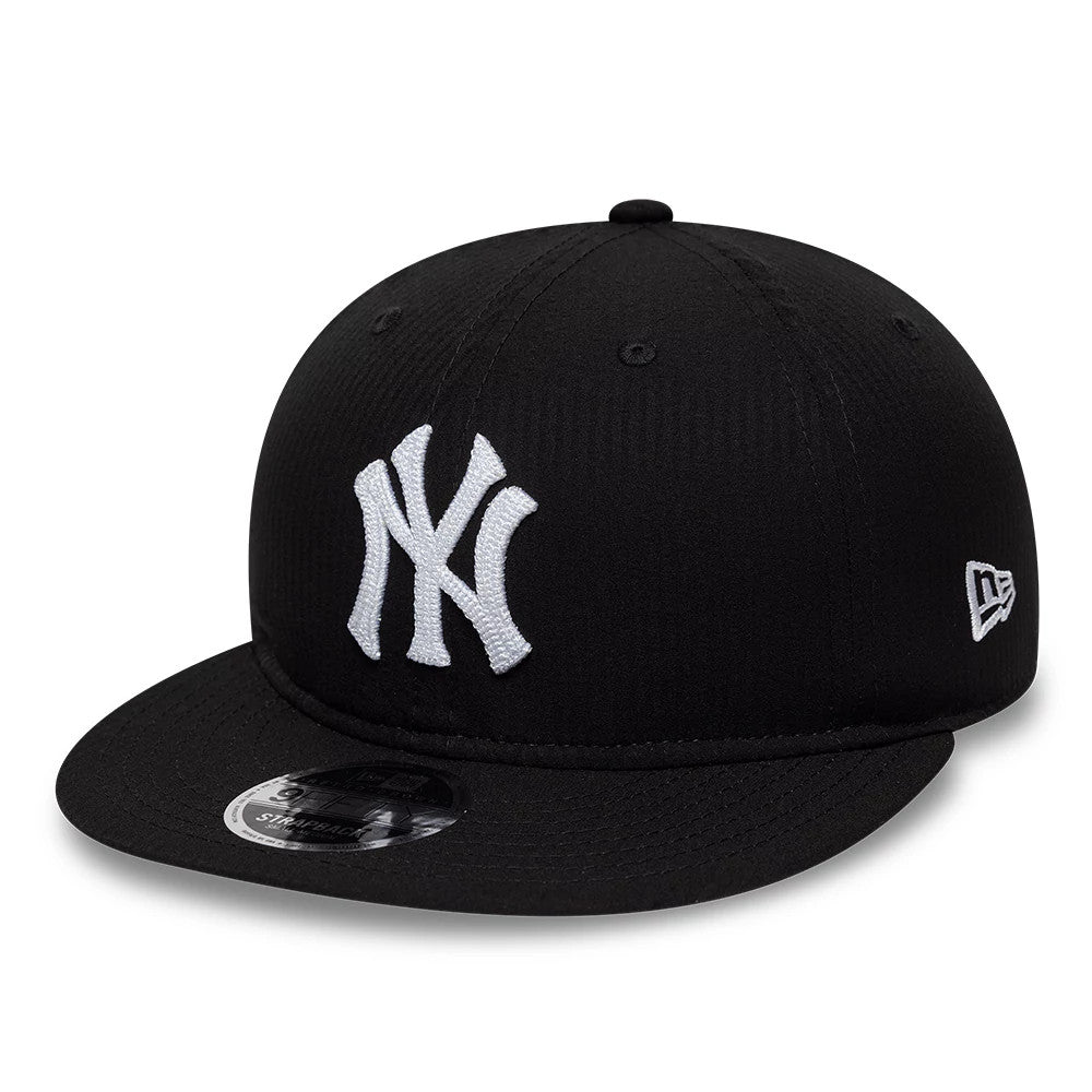 Pictured is this MLB Seersucker New York Yankees Retro Crown 9FIFTY cap in black. 1