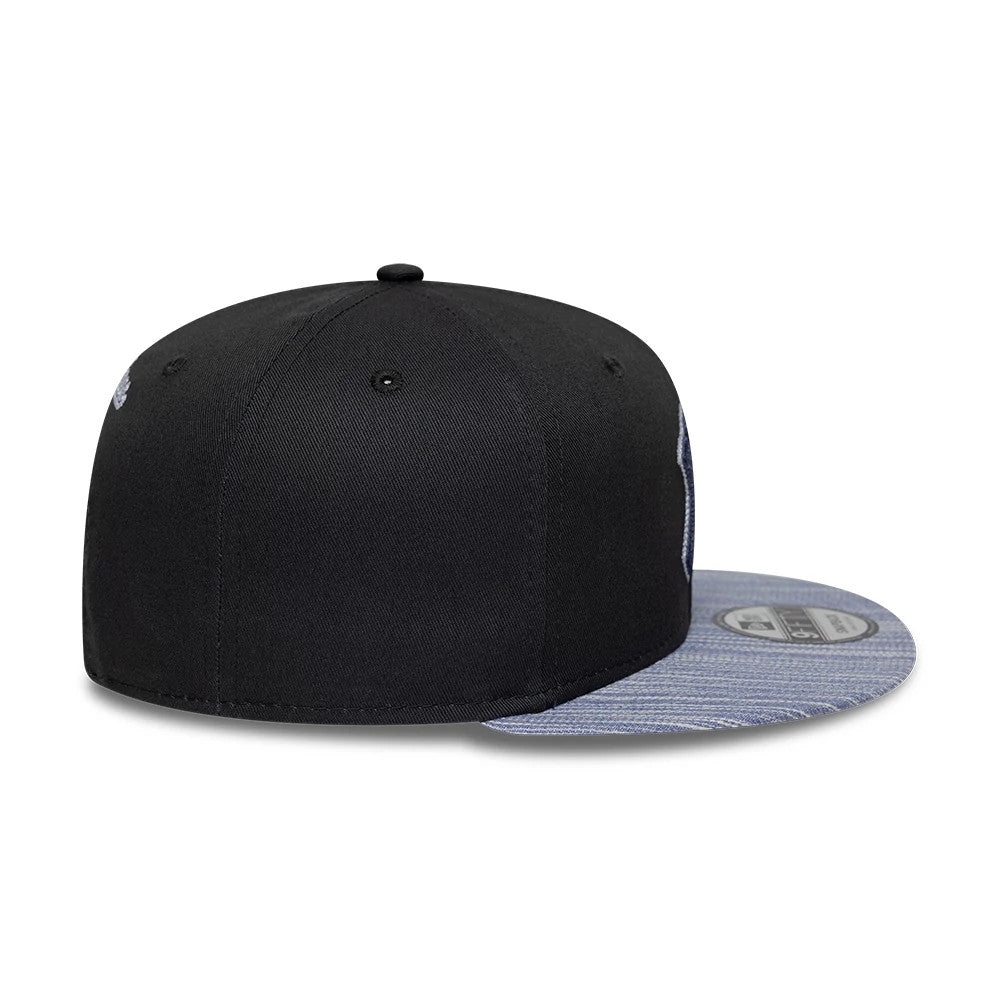 Pictured is this MLB Denim Patchwork New York Yankees 9FIFTY Snapback cap in navy. 7