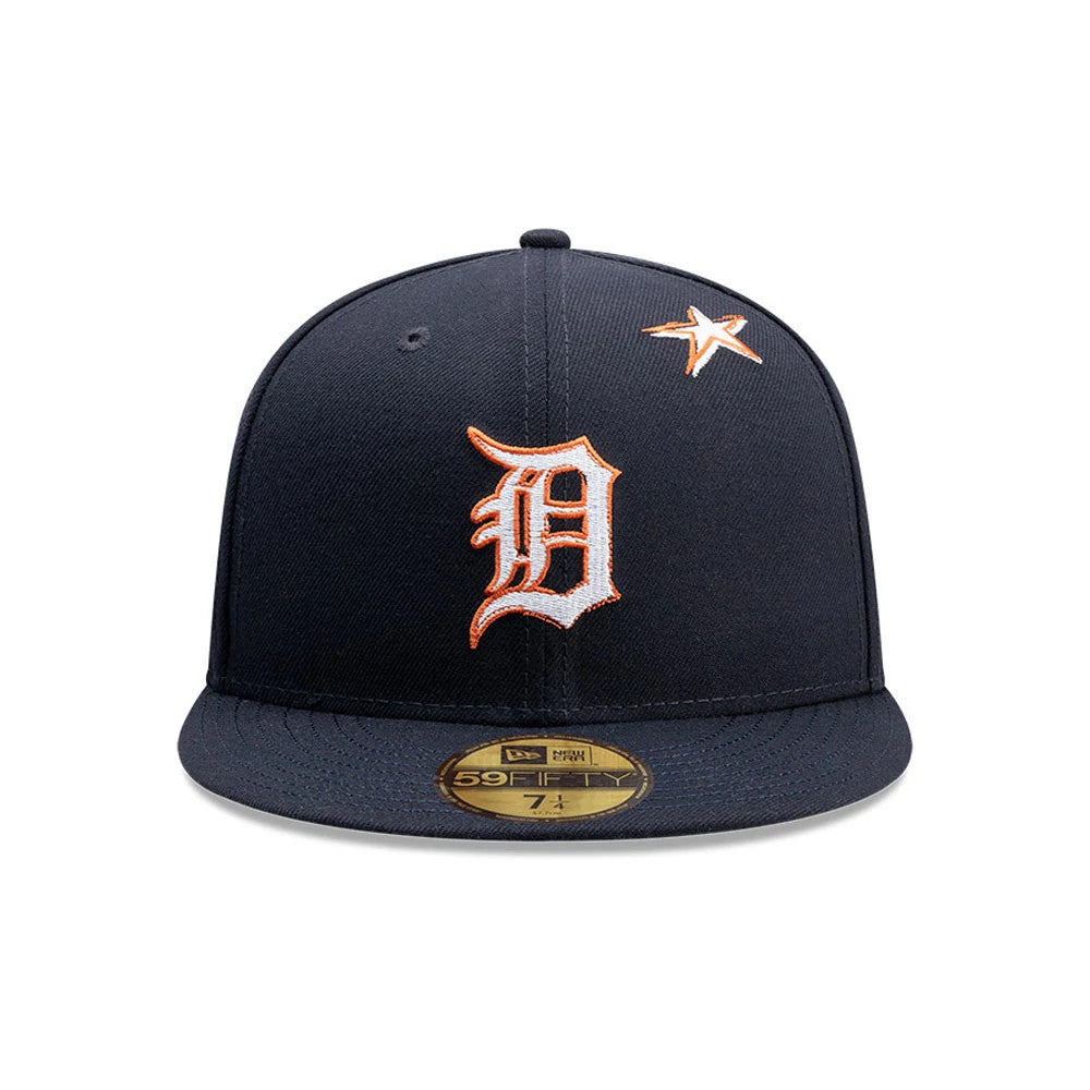 Detroit Tigers MLB Punkcore Navy New Era 59FIFTY Fitted Cap, front view with an orange and white embroidered D logo on the front panel, a star detail above, and a gold 59FIFTY size sticker on the visor.