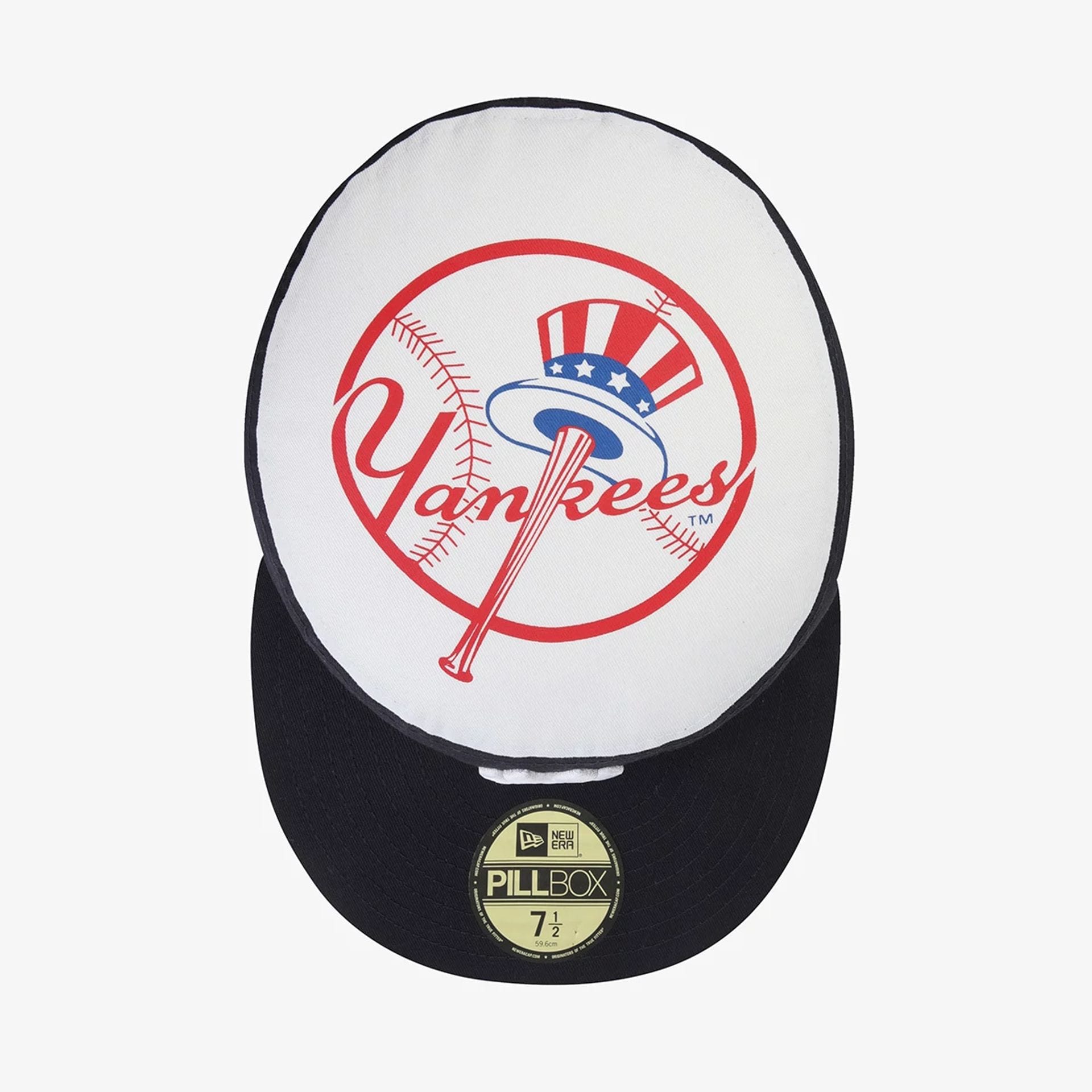 Pictured is this MLB 59FIFTY Day New York Yankees Pillbox cap in navy. 2