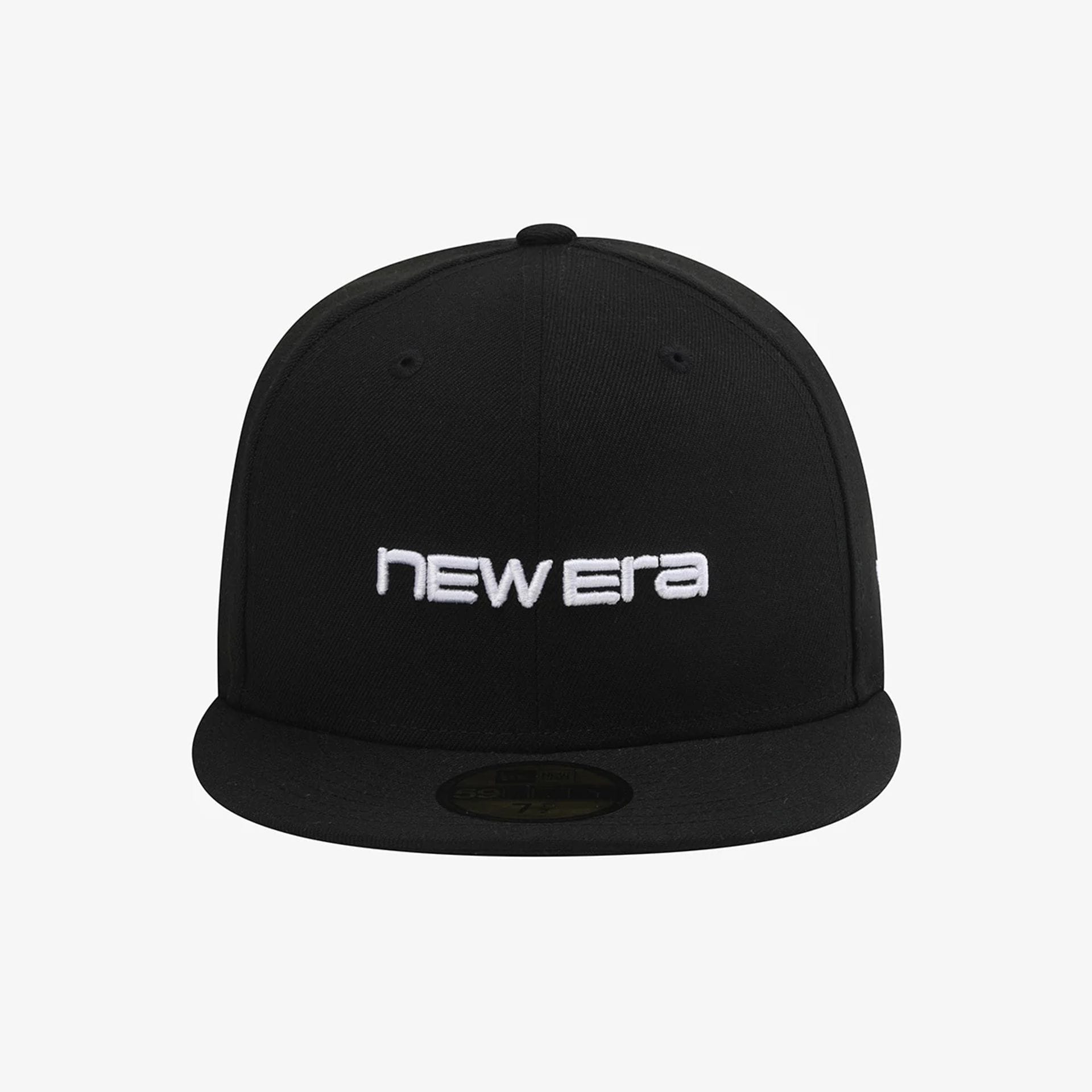 Pictured is this New Era 59FIFTY Day 59FIFTY Fitted cap in black. 2