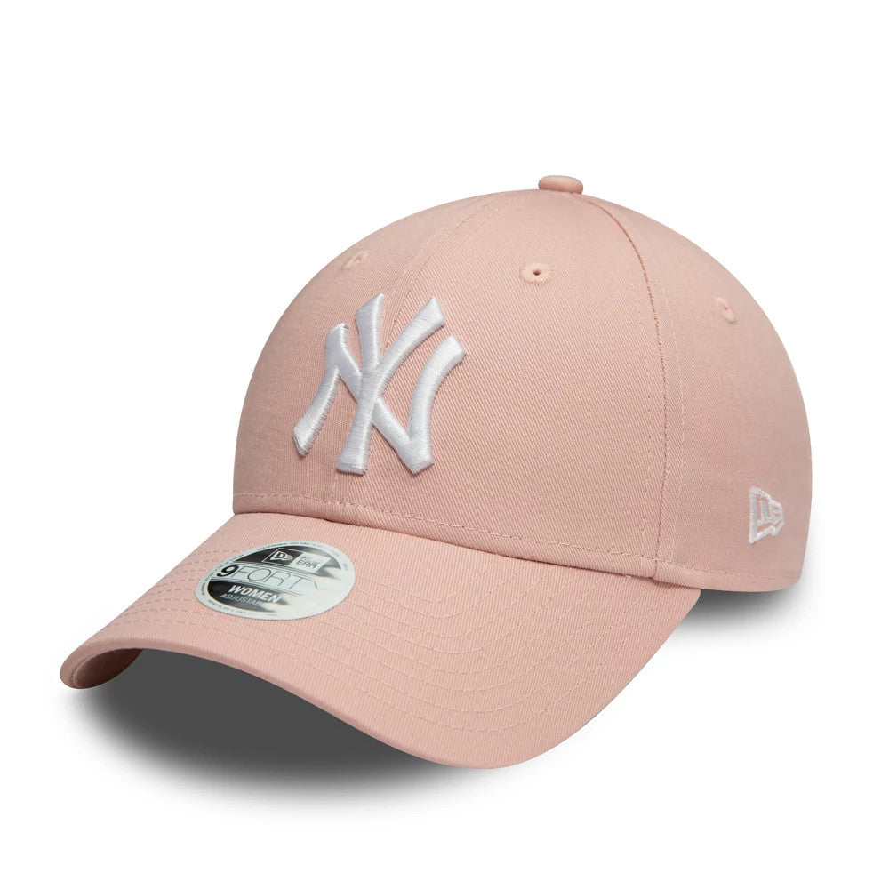 New York Yankees Womens MLB League Essential Pink New Era 9FORTY Adjustable Cap, front view showing raised white embroidered NY logo on the structured pink crown, with a 9FORTY size sticker on the curved visor and New Era flag logo on the left side.