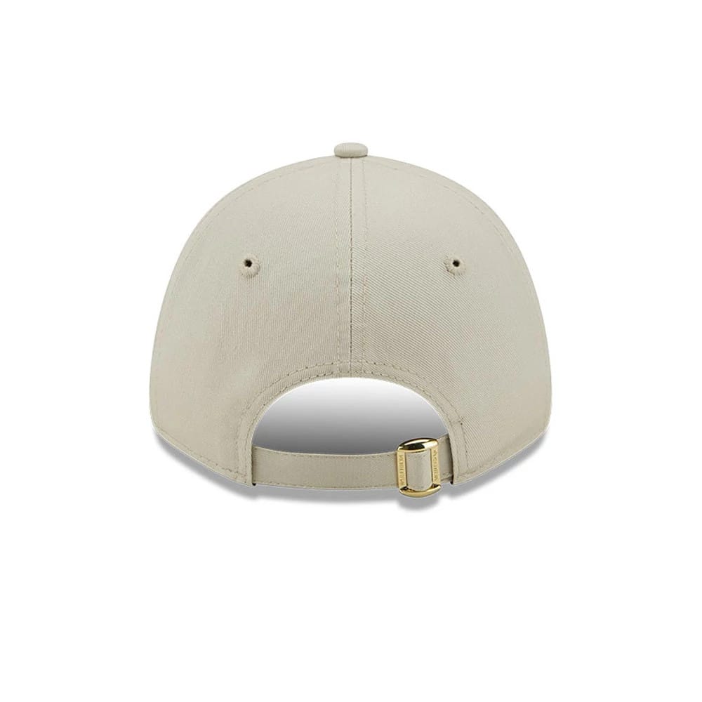 New York Yankees Womens Metallic Logo Cream New Era 9FORTY Adjustable Cap, rear view showing the absence of back logo, cream colour and gold buckle on the adjustable strap, with a structured crown and matching top button.