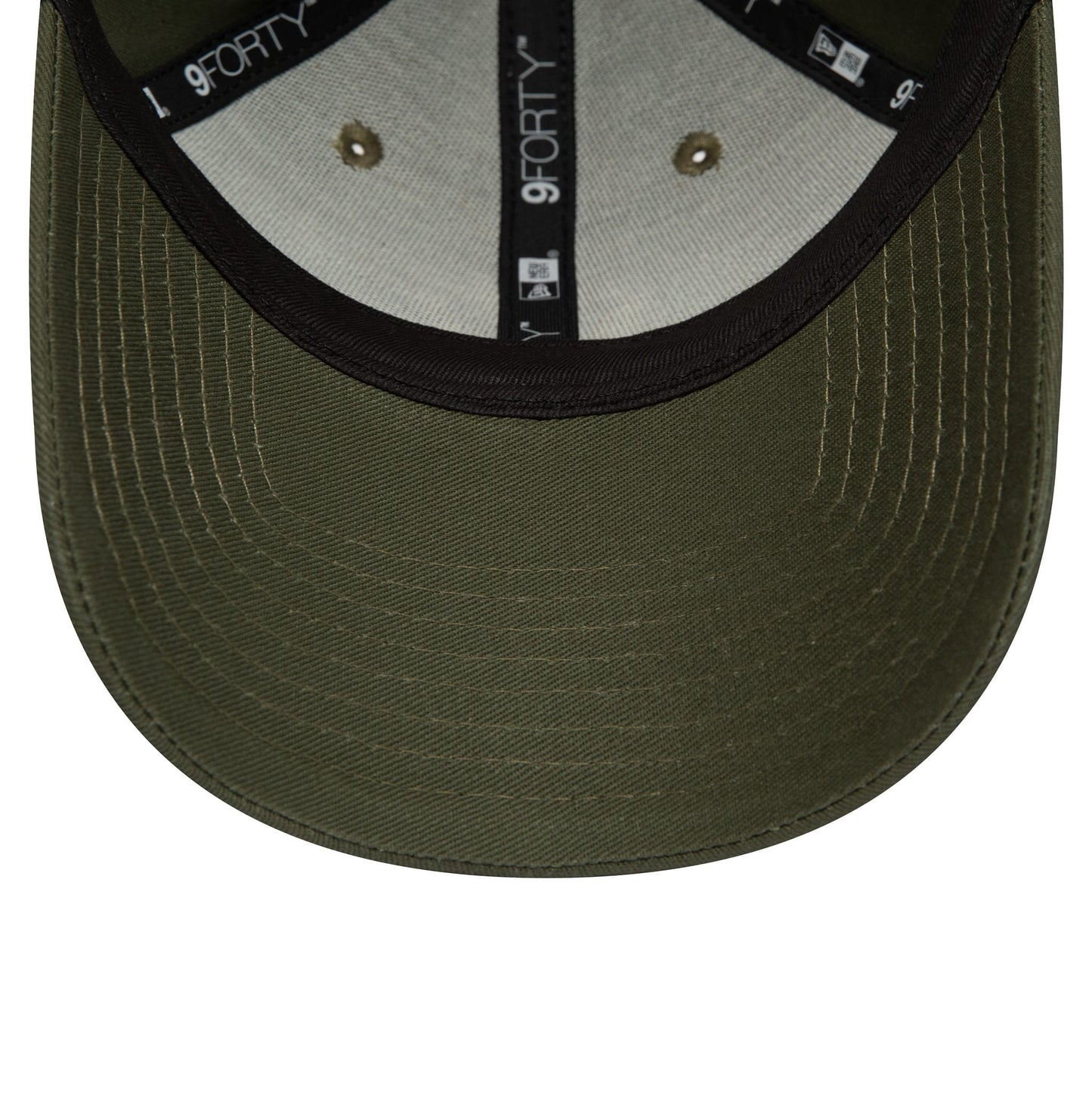This is a New York Yankees Womens League Essential Dark Green 9FORTY Adjustable Cap 5