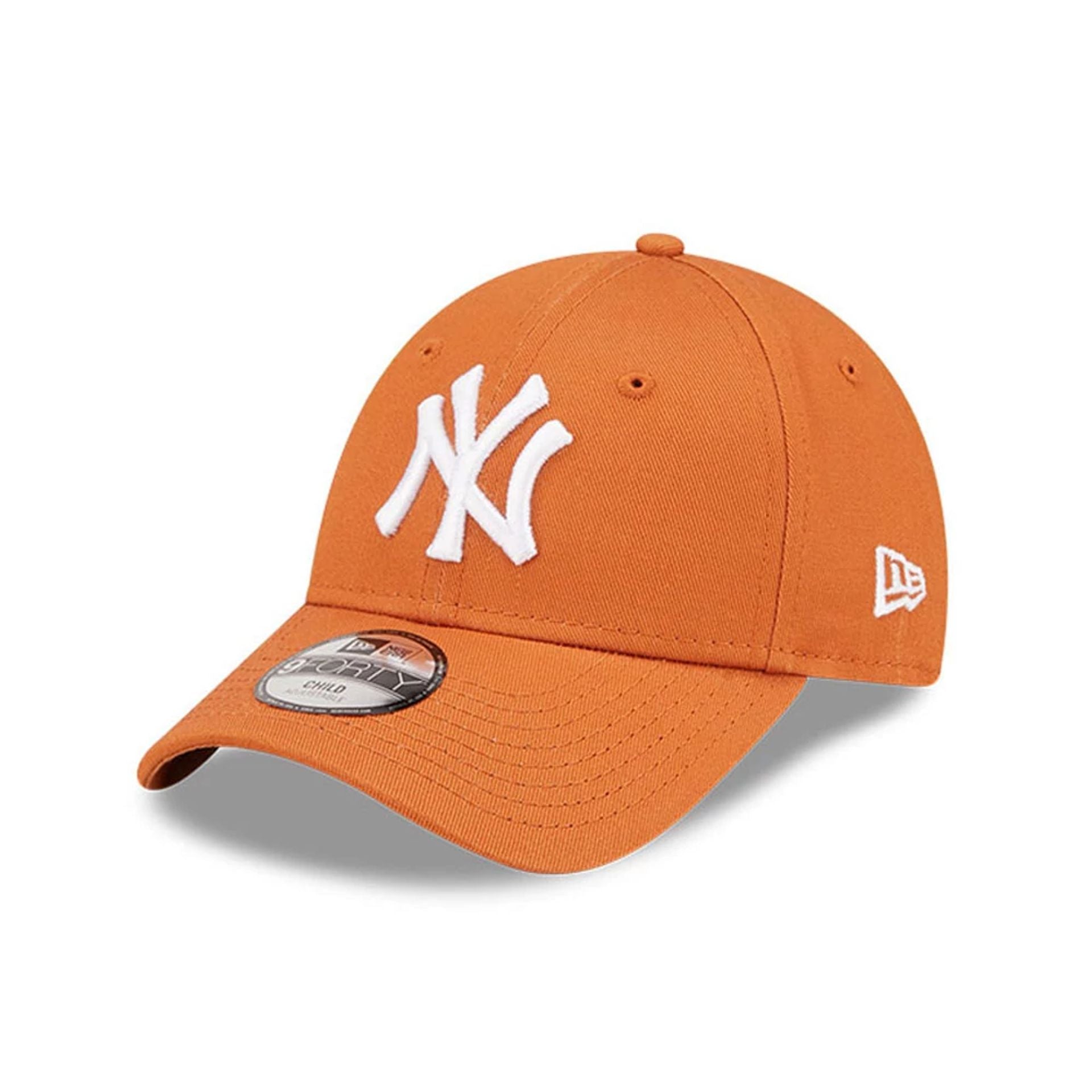 This is a Child MLB League Essential New York Yankees Brown 9FORTY Cap 1