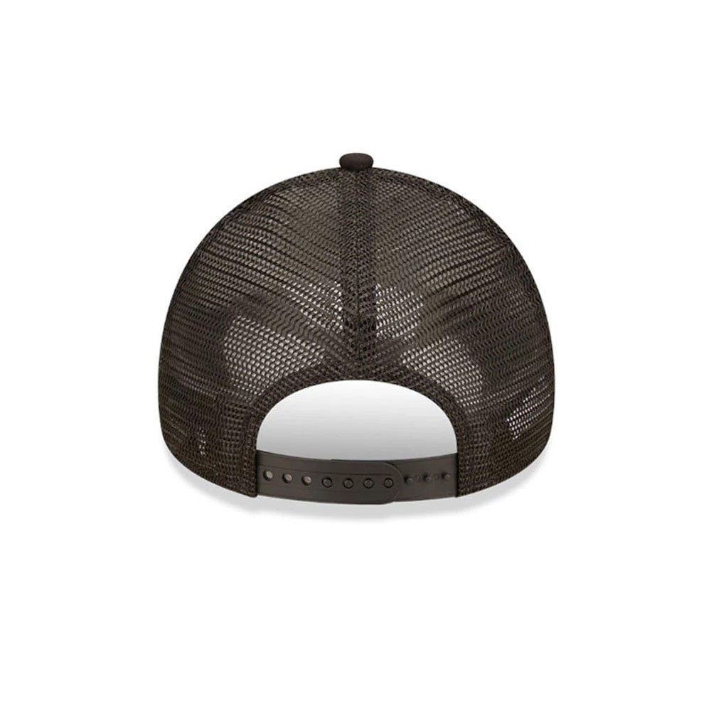 This is a Child DC Batman White 9FORTY A-Frame Trucker Adjustable Cap. 4