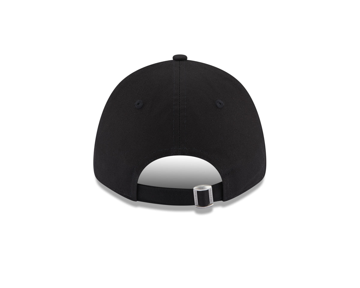 New York Yankees Metallic Logo Womens Black New Era 9FORTY Adjustable Cap, rear view showing the black adjustable strap with a metal buckle, centred on the unstructured black crown without a back logo.