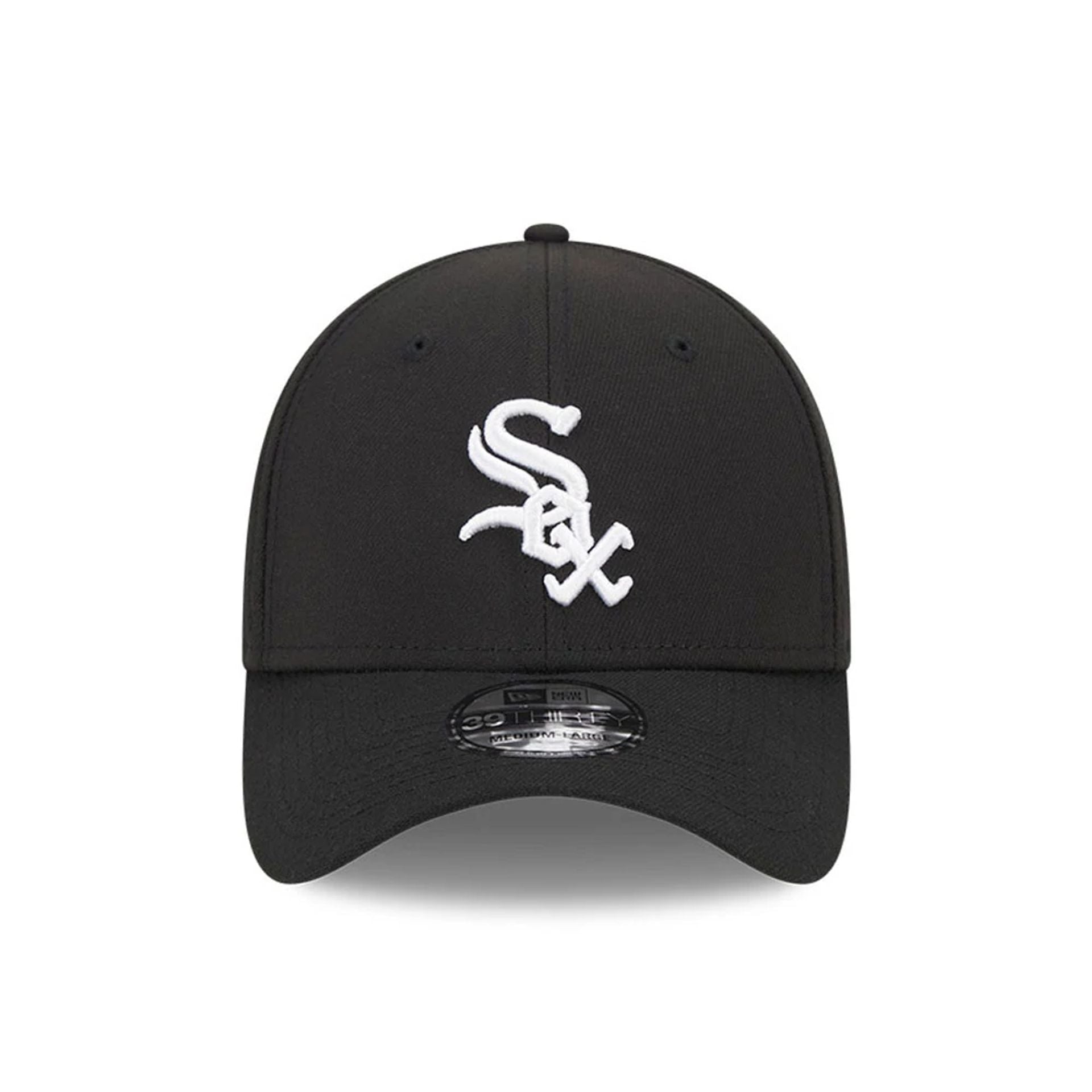 Pictured is this MLB Evergreen Chicago White Sox 39THIRTY Stretch Fit cap in black. 2
