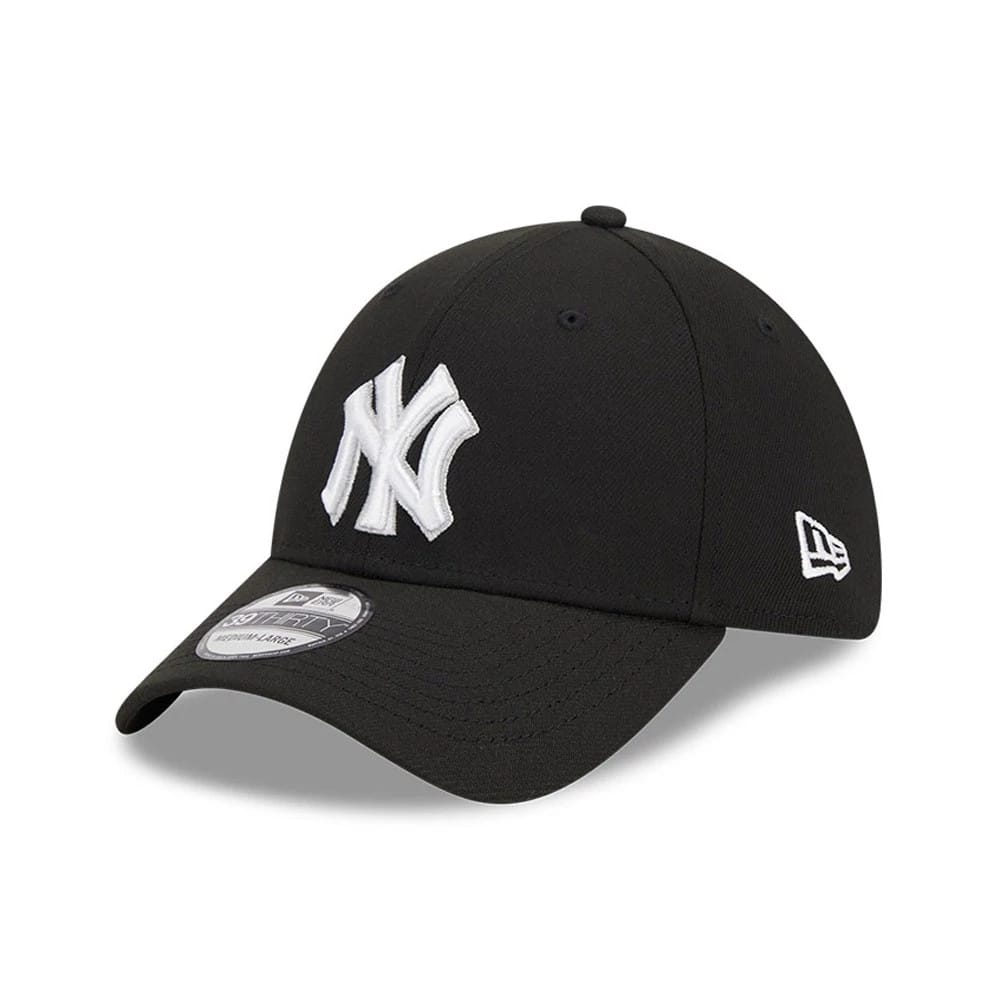 Pictured is this MLB Evergreen New York Yankees 39THIRTY Stretch Fit cap in black. 1