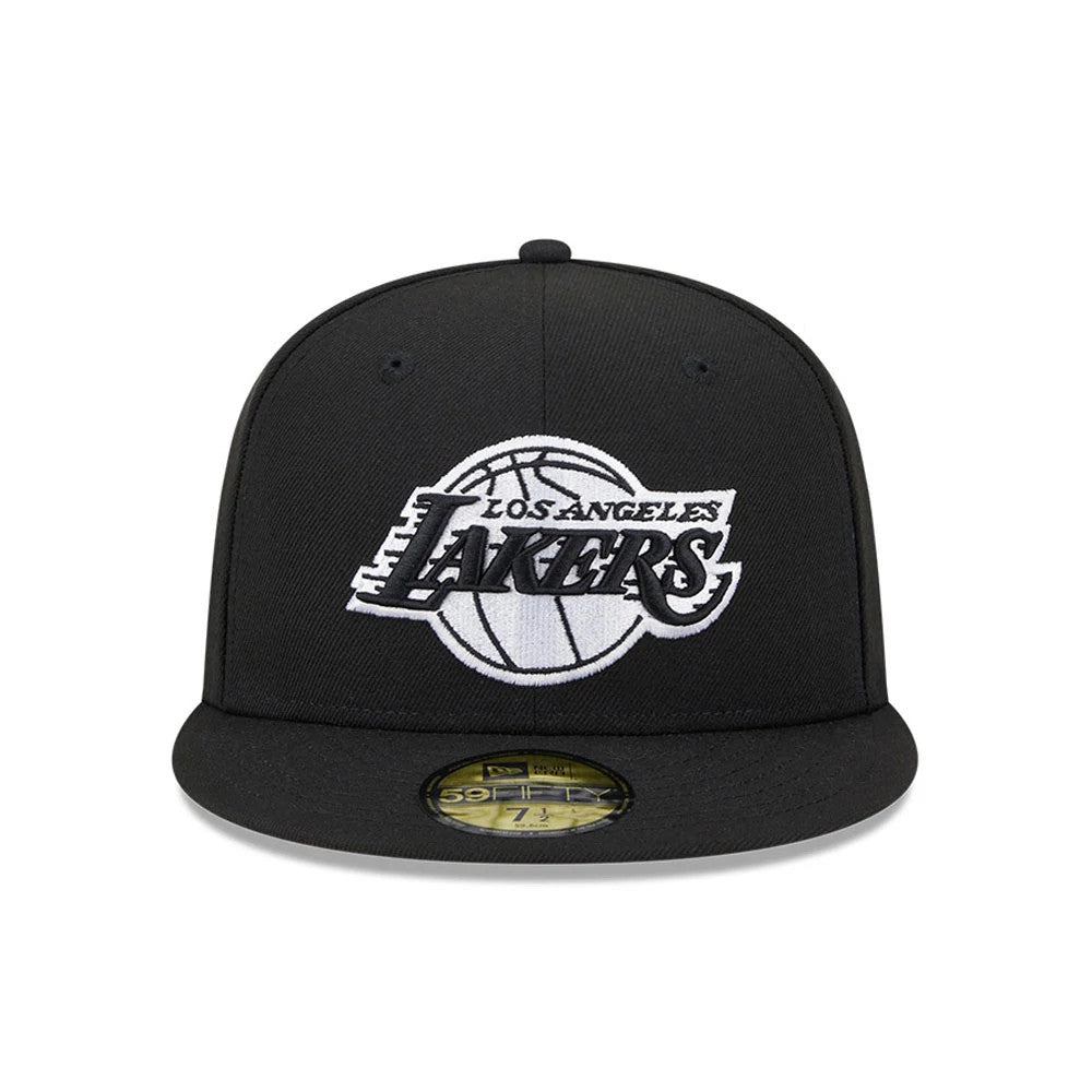 LA Lakers NBA Evergreen Black New Era 59FIFTY Fitted Cap, front view showing the raised white and black LA Lakers logo embroidered on the front panel, with a gold 59FIFTY size sticker on the black visor.