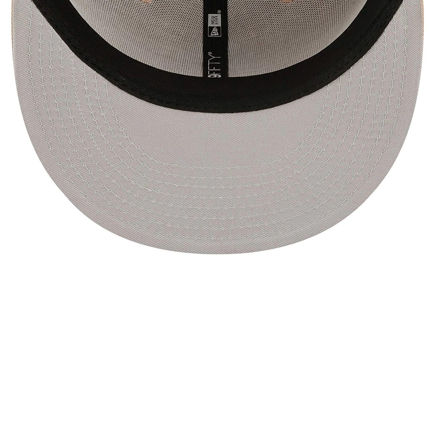 This is a New York Yankees League Essential Stone 59FIFTY Fitted Cap 2