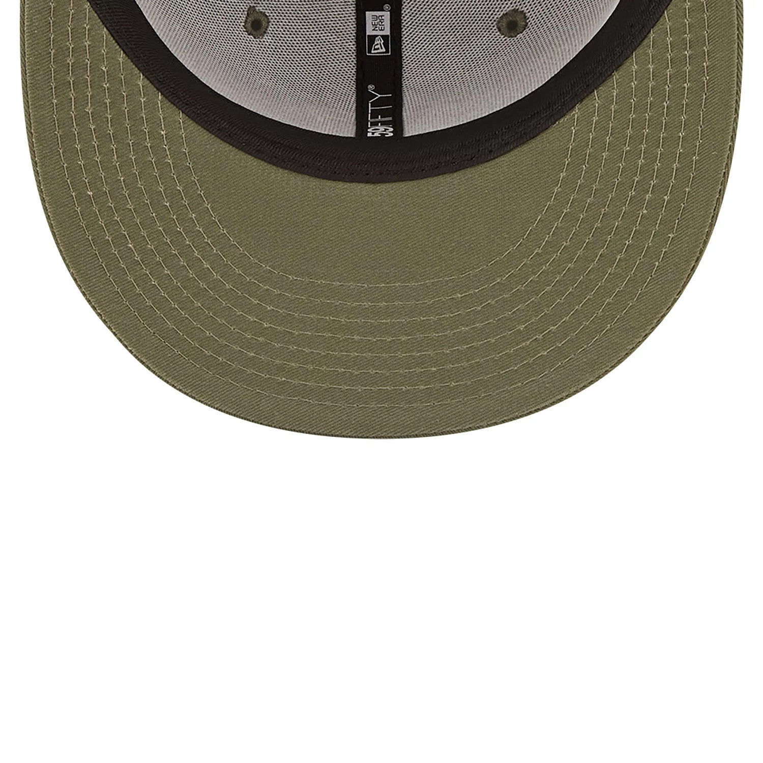 This is a New York Yankees League Essential Green 59FIFTY Fitted Cap 2