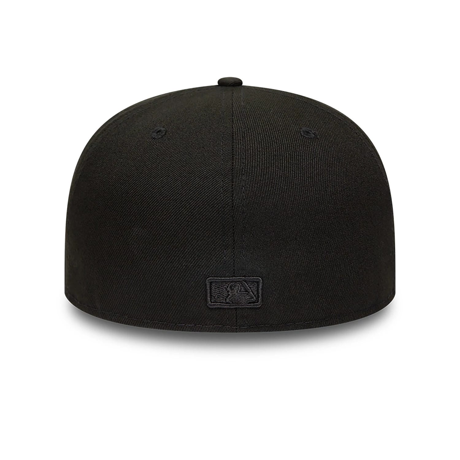 This is a Chicago White Sox MLB Black on Black 59FIFTY Fitted Cap 3
