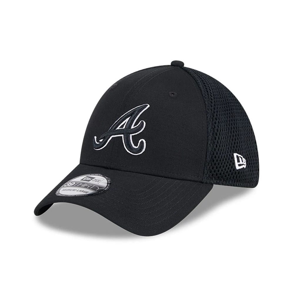 Pictured is this MLB Evergreen Neo Atlanta Braves 39THIRTY Stretch Fit cap in black. 1