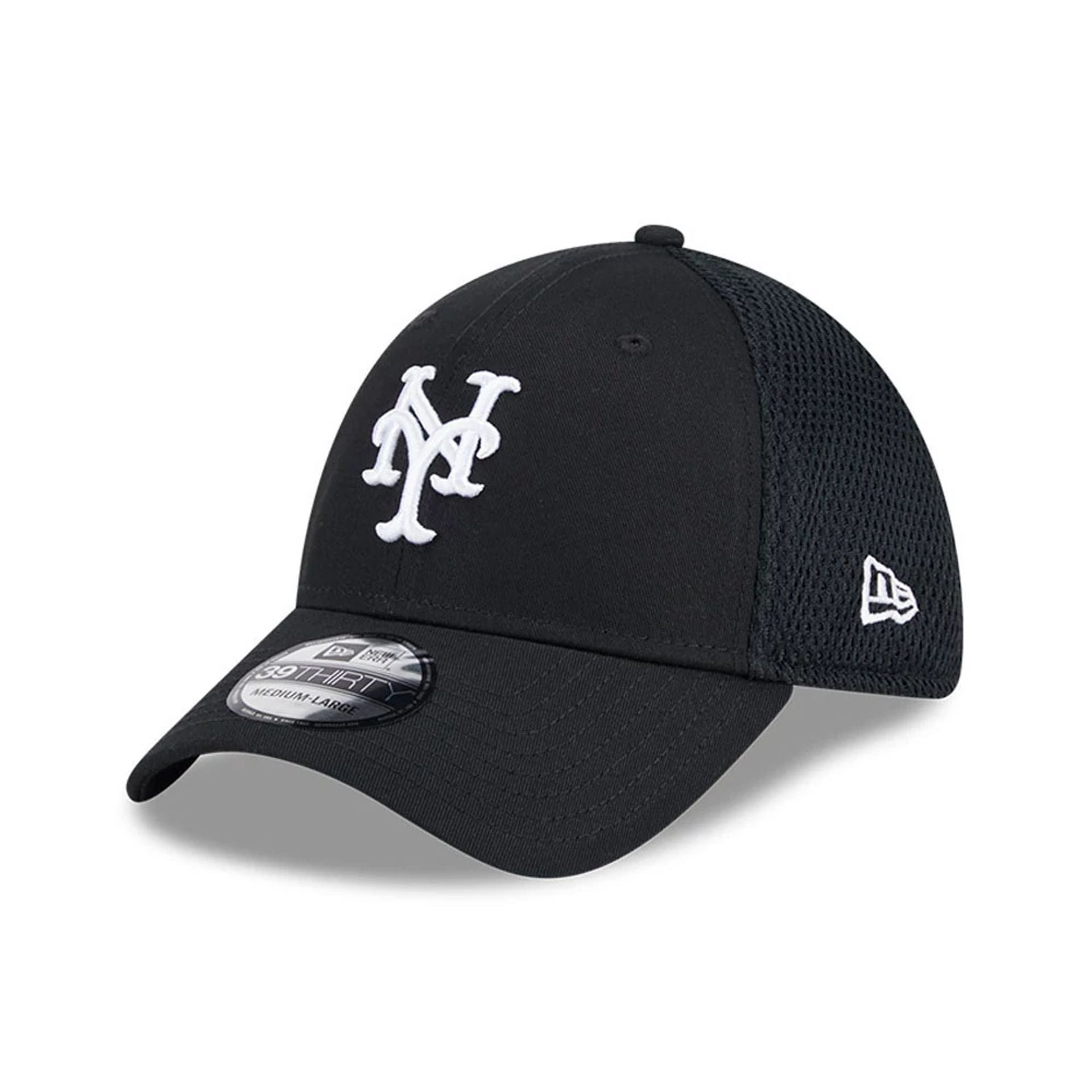 Pictured is this MLB Evergreen Neo New York Mets 39THIRTY Stretch Fit cap in black. 1