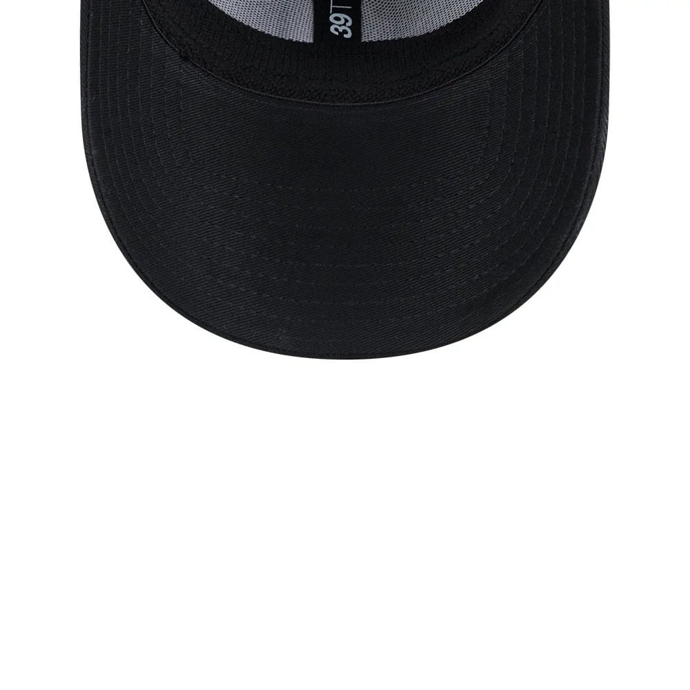 Pictured is this MLB Evergreen Neo Detroit Tigers 39THIRTY Stretch Fit cap in black. 7