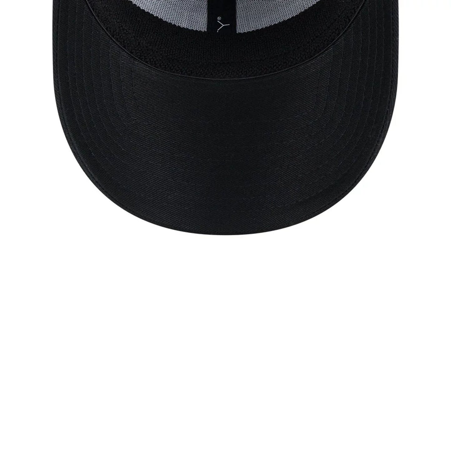 Pictured is this MLB Evergreen Neo LA Dodgers 39THIRTY Stretch Fit cap in black. 7