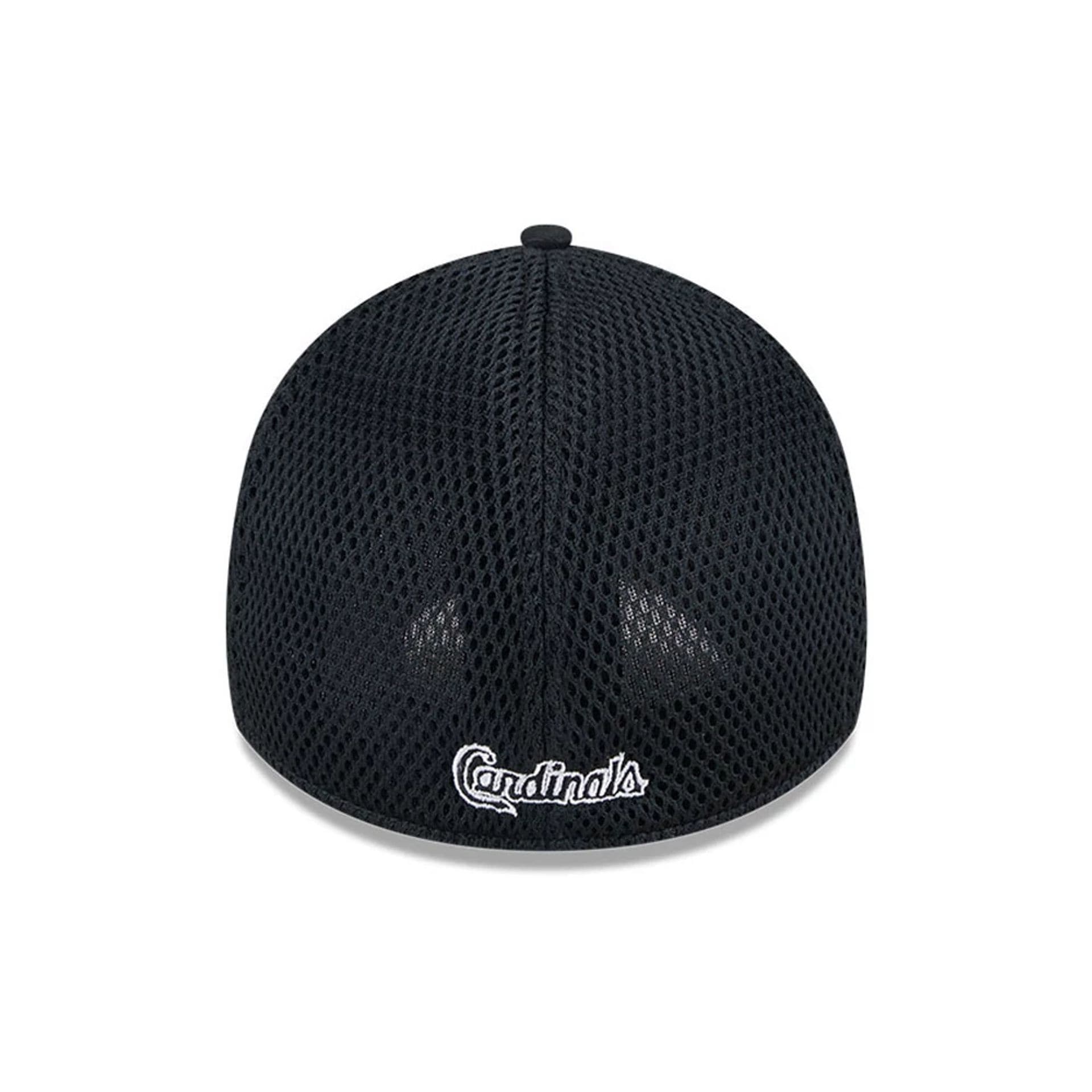 Pictured is this MLB Evergreen Neo St. Louis Cardinals 39THIRTY Stretch Fit cap in black. 2