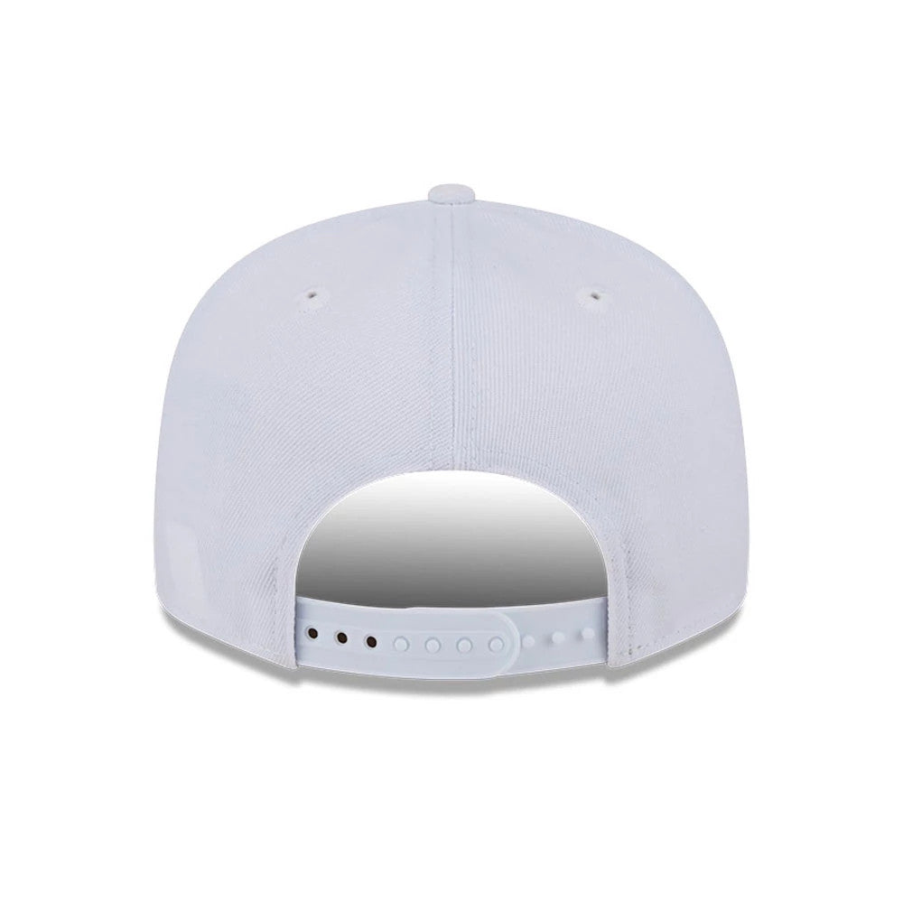 Pictured is this NBA Evergreen LA Lakers 9FIFTY Snapback cap in white. 7