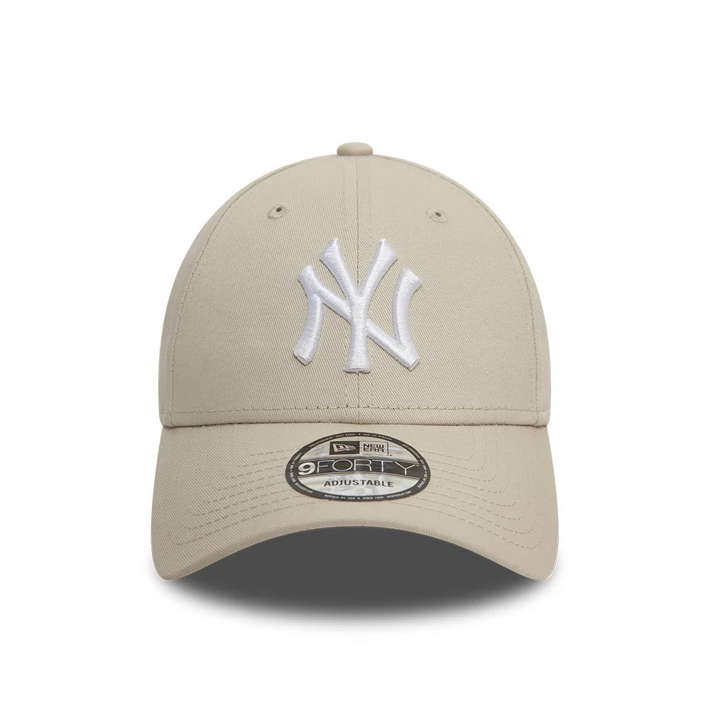 New York Yankees League Essential Stone New Era 9FORTY Adjustable Cap, front view showing the white raised embroidered Yankees logo on the front panel, with a curved visor and a 9FORTY size sticker centred on the stone-coloured visor.
