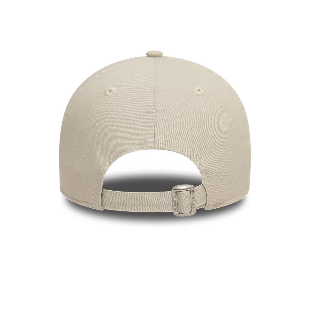 New York Yankees League Essential Core Stone New Era 9TWENTY Adjustable Cap, rear view showing an adjustable buckle strap and the structured stone-coloured crown with two eyelets and a top button.