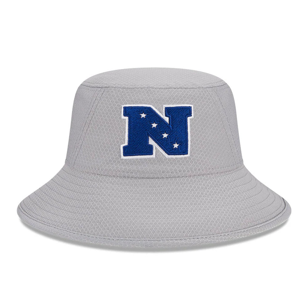 New Era NFL Pro Bowl 2025 NFC Logo Grey Stretch Bucket Hat, front view showing the large embroidered blue N logo with white stars centred on the light grey structured crown with textured fabric pattern.