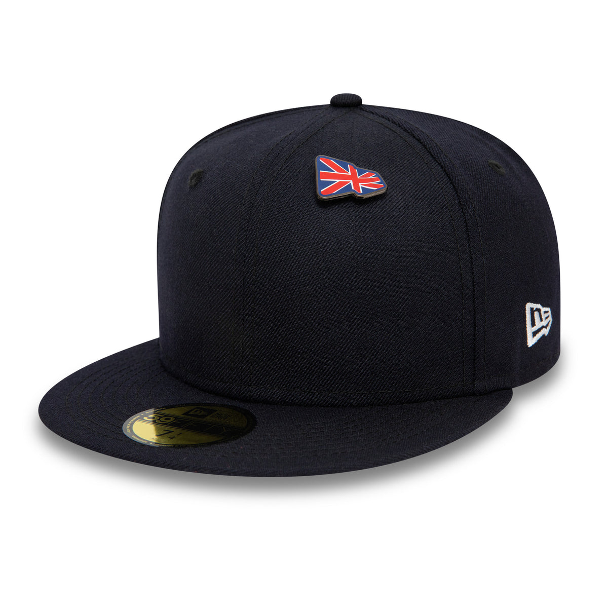 New Era Union Jack Flag Infill Red Pin Badge, three-quarter view of a dark cap featuring a red, white, and blue Union Jack pin on the front panel, a raised New Era logo embroidered on the side, and a sticker on the flat visor.
