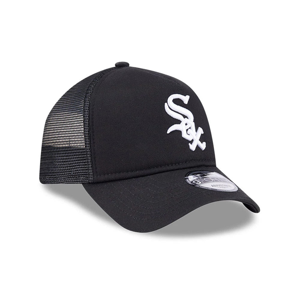 Pictured is this MLB Evergreen Chicago White Sox 9FORTY A-Frame cap in black. 3