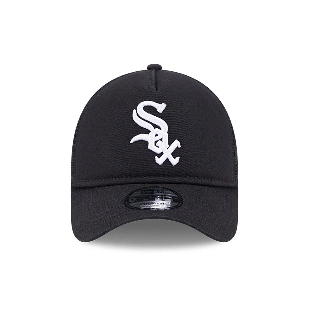 Pictured is this MLB Evergreen Chicago White Sox 9FORTY A-Frame cap in black. 2