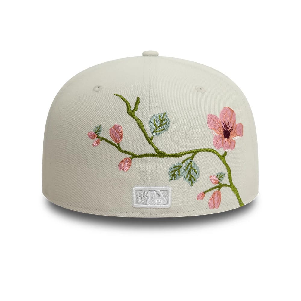 Pictured is this New York Yankees MLB Floral Light Beige 59FIFTY Fitted Cap 2