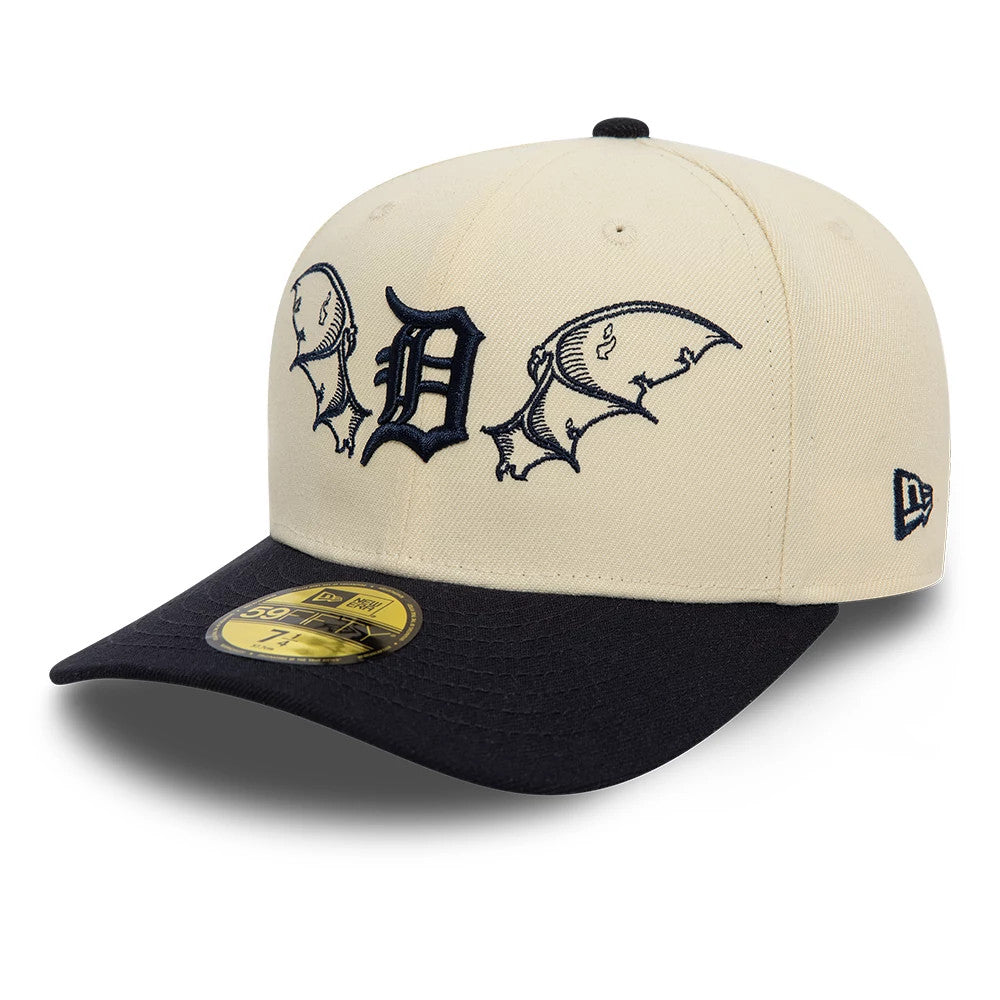 Detroit Tigers MLB Team Wings Light Beige New Era 59FIFTY Fitted Cap, front view showing navy blue embroidered flying D logo on the crown, dark visor with gold 59FIFTY size sticker, and New Era flag logo on the left side.