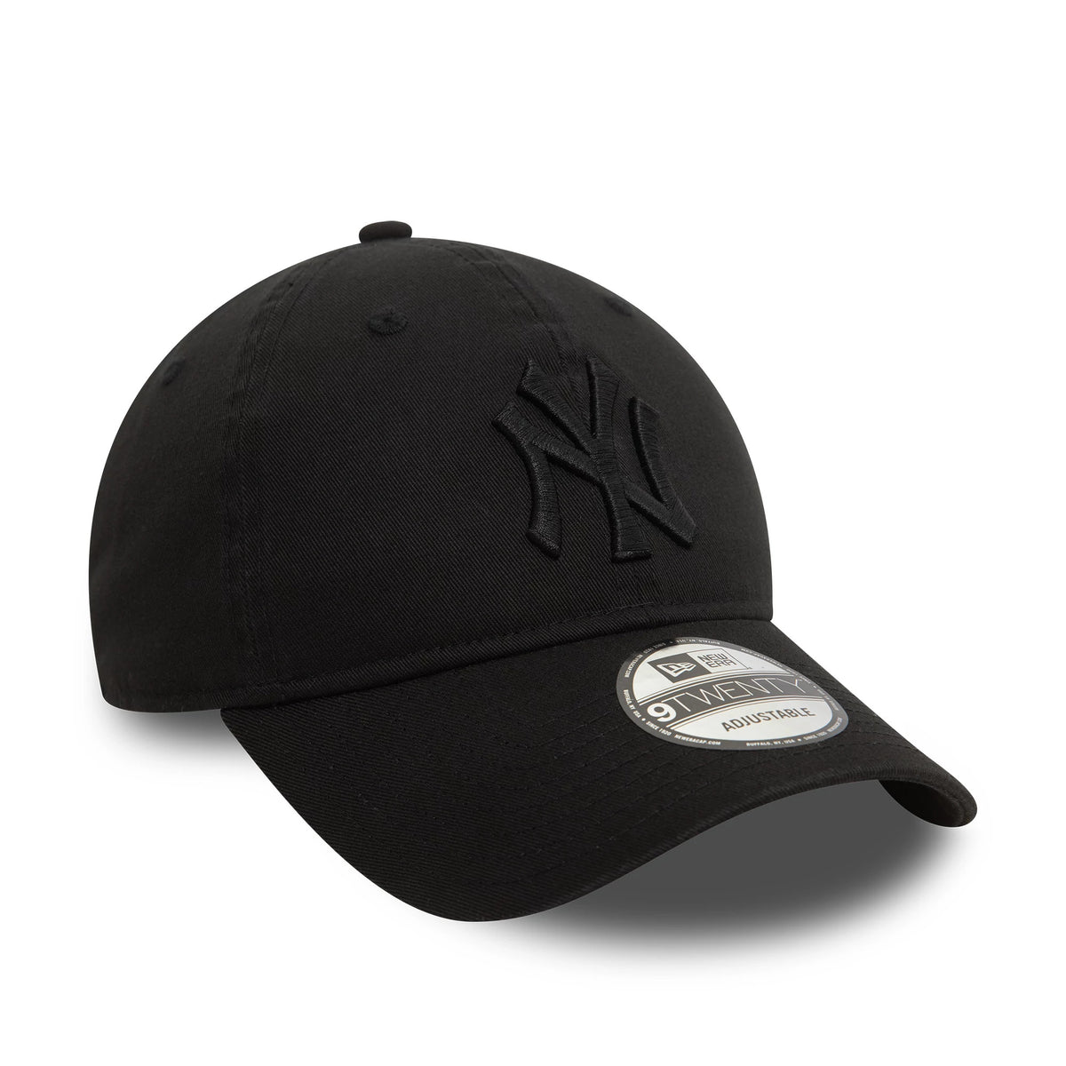 New York Yankees Washed Black New Era 9TWENTY Adjustable Cap, front view with a raised black NY logo on the front panel and a curved black visor featuring a 9TWENTY size sticker on top.