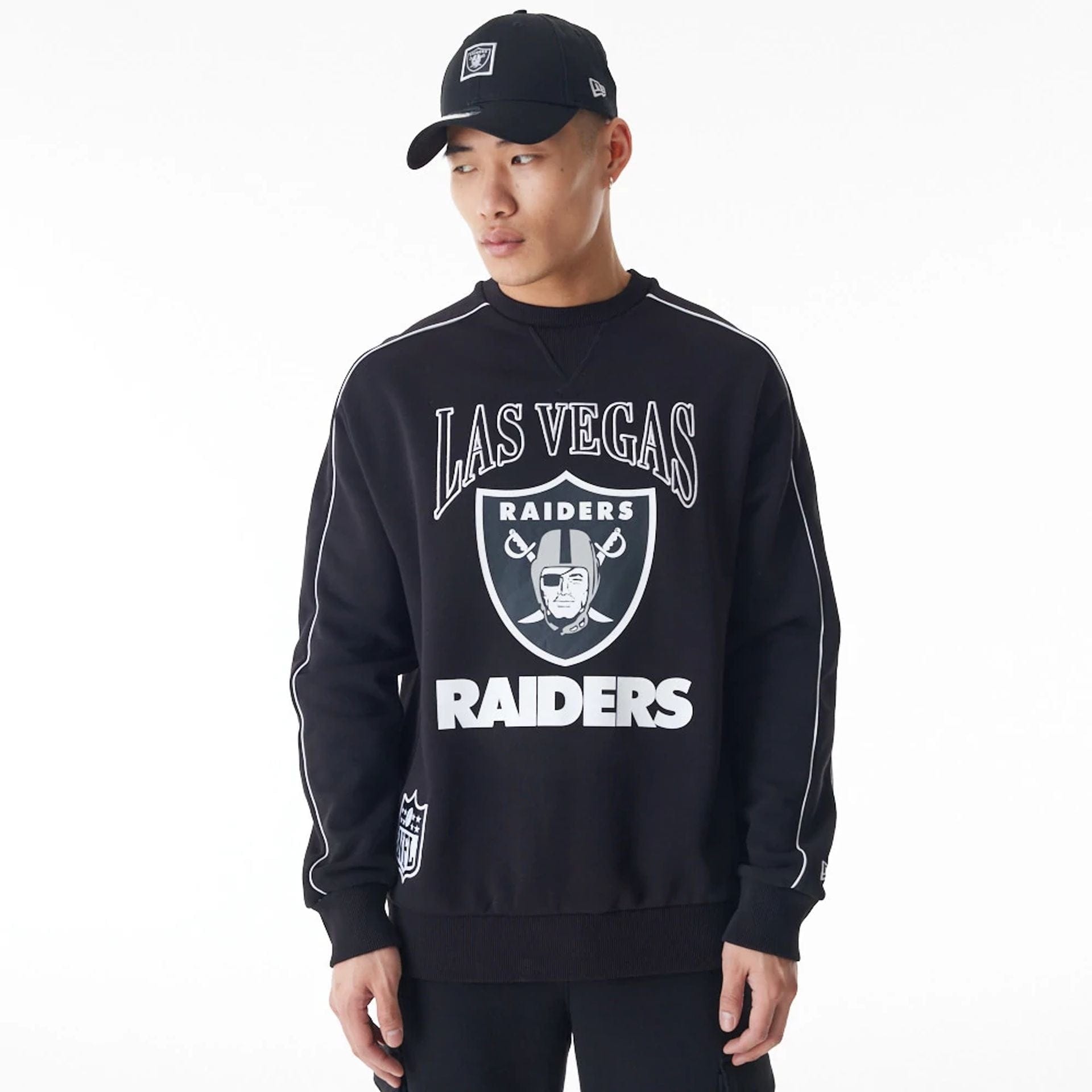 The Male model is wearing Las Vegas Raiders NFL Graphic Black Crew Neck Sweater 1