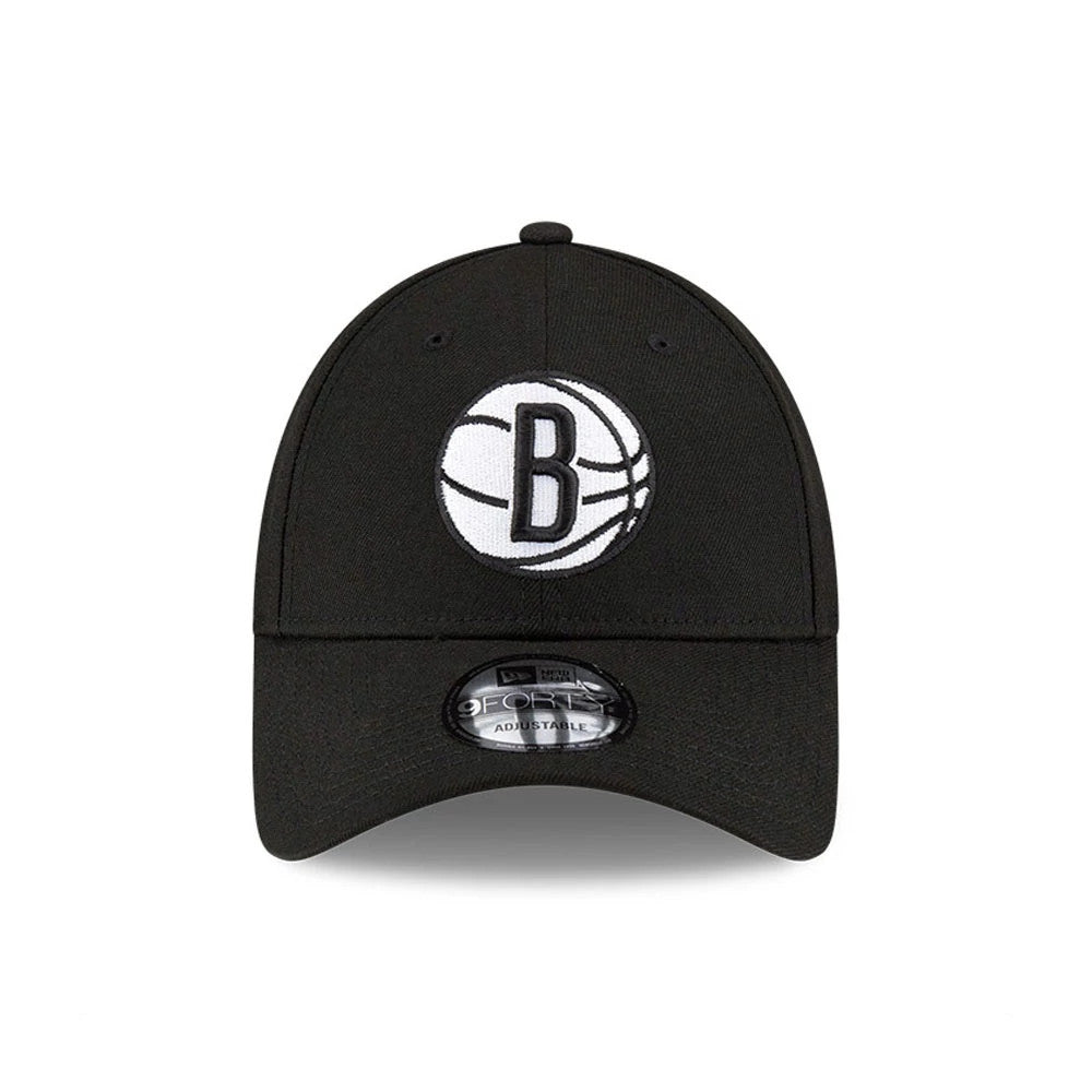 Brooklyn Nets NBA The League Black New Era 9FORTY Adjustable Cap, front view showing the raised white and black Brooklyn Nets logo on the centre of the structured black front panel with a 9FORTY size sticker on the visor.