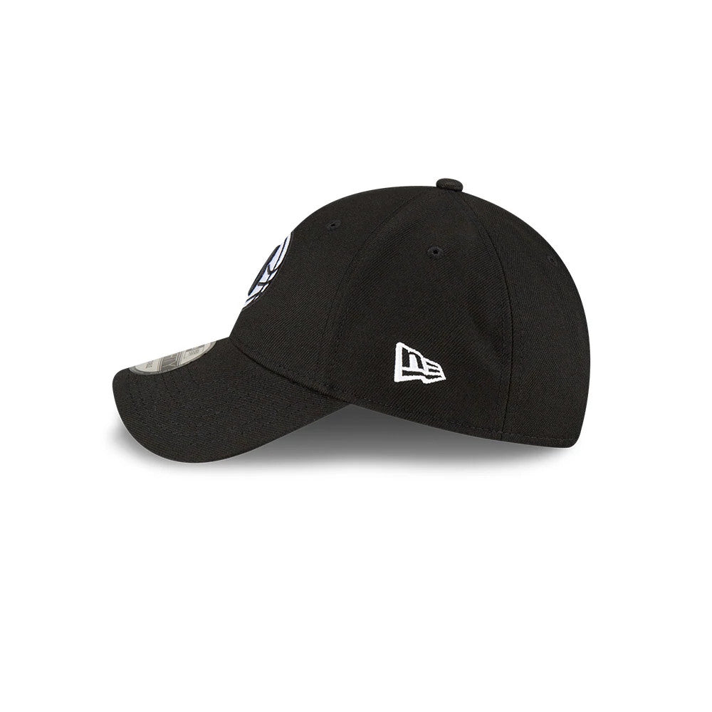 Brooklyn Nets NBA The League Black New Era 9FORTY Adjustable Cap, side view showing the white New Era flag logo on the left side, with a curved visor and 9FORTY size sticker on the visor.